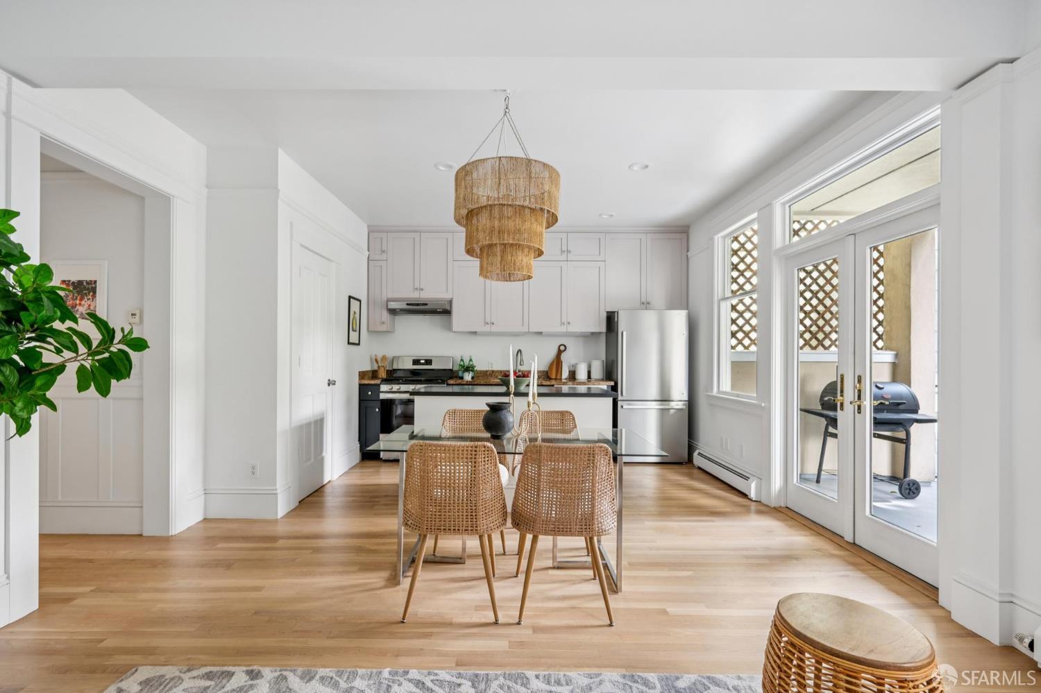 Detail Gallery Image 5 of 47 For 181 Parnassus Ave, San Francisco,  CA 94117 - 3 Beds | 2 Baths