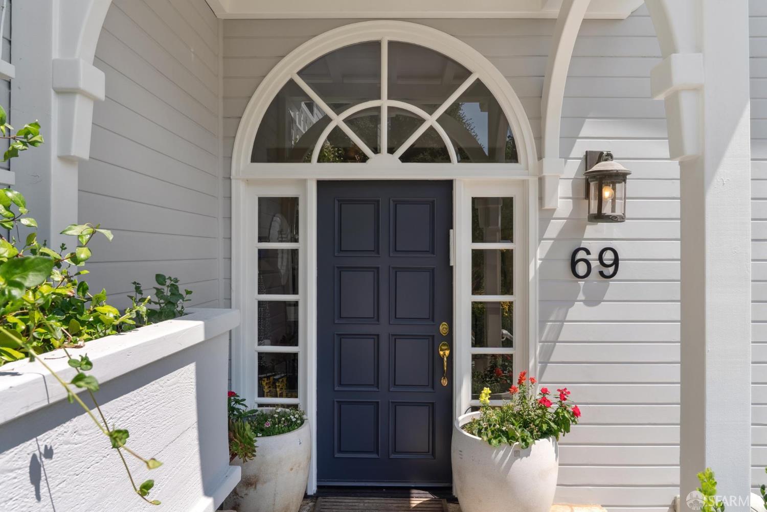 Detail Gallery Image 7 of 66 For 69 La Espiral, Orinda,  CA 94563 - 4 Beds | 3/1 Baths