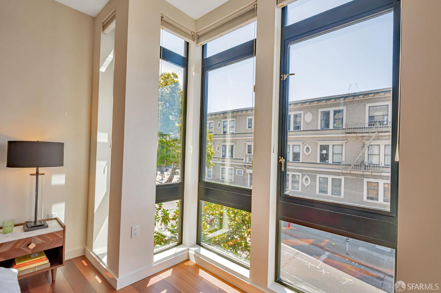 Detail Gallery Image 9 of 15 For 1601 Larkin St #204,  San Francisco,  CA 94109 - 1 Beds | 1 Baths