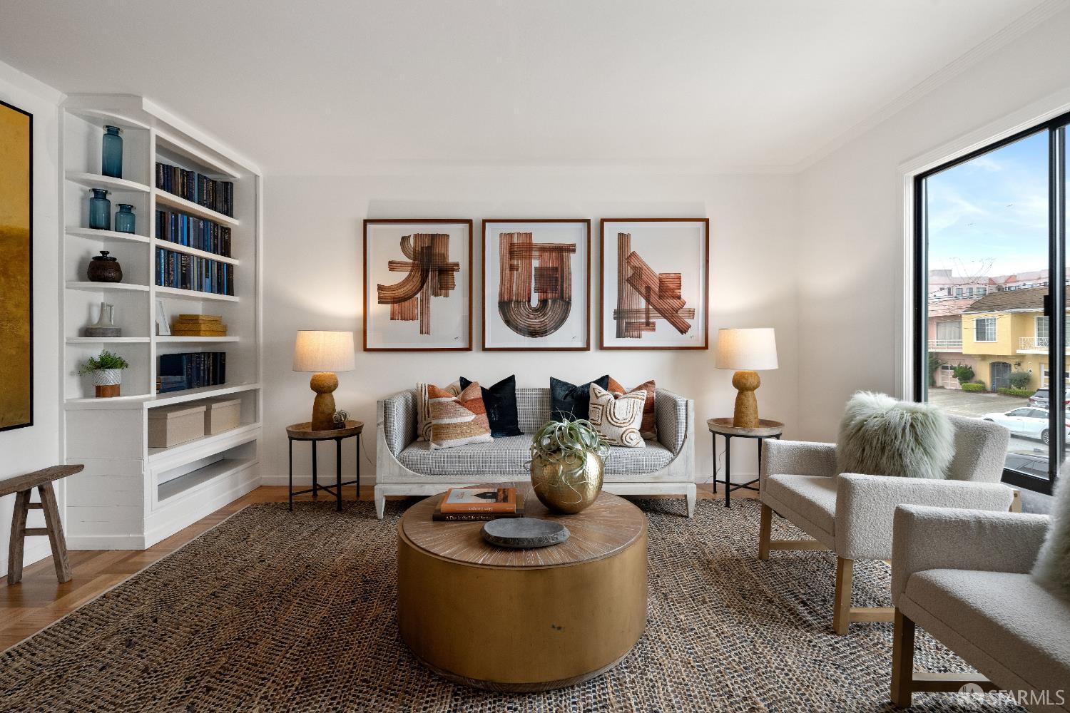 Detail Gallery Image 3 of 28 For 1859 31st Ave, San Francisco,  CA 94122 - 2 Beds | 1 Baths