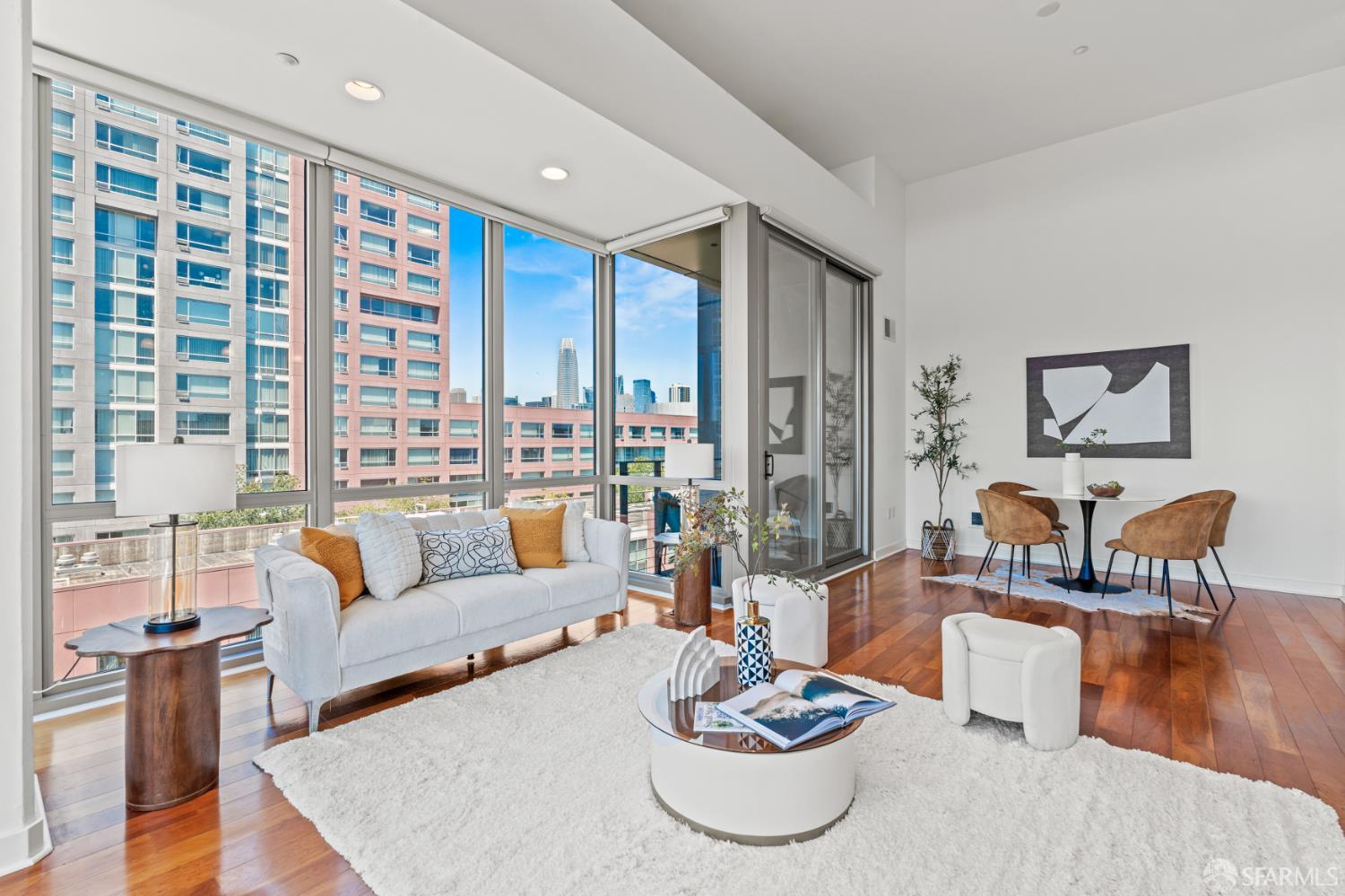 Photo #5: 425058390 Listing 