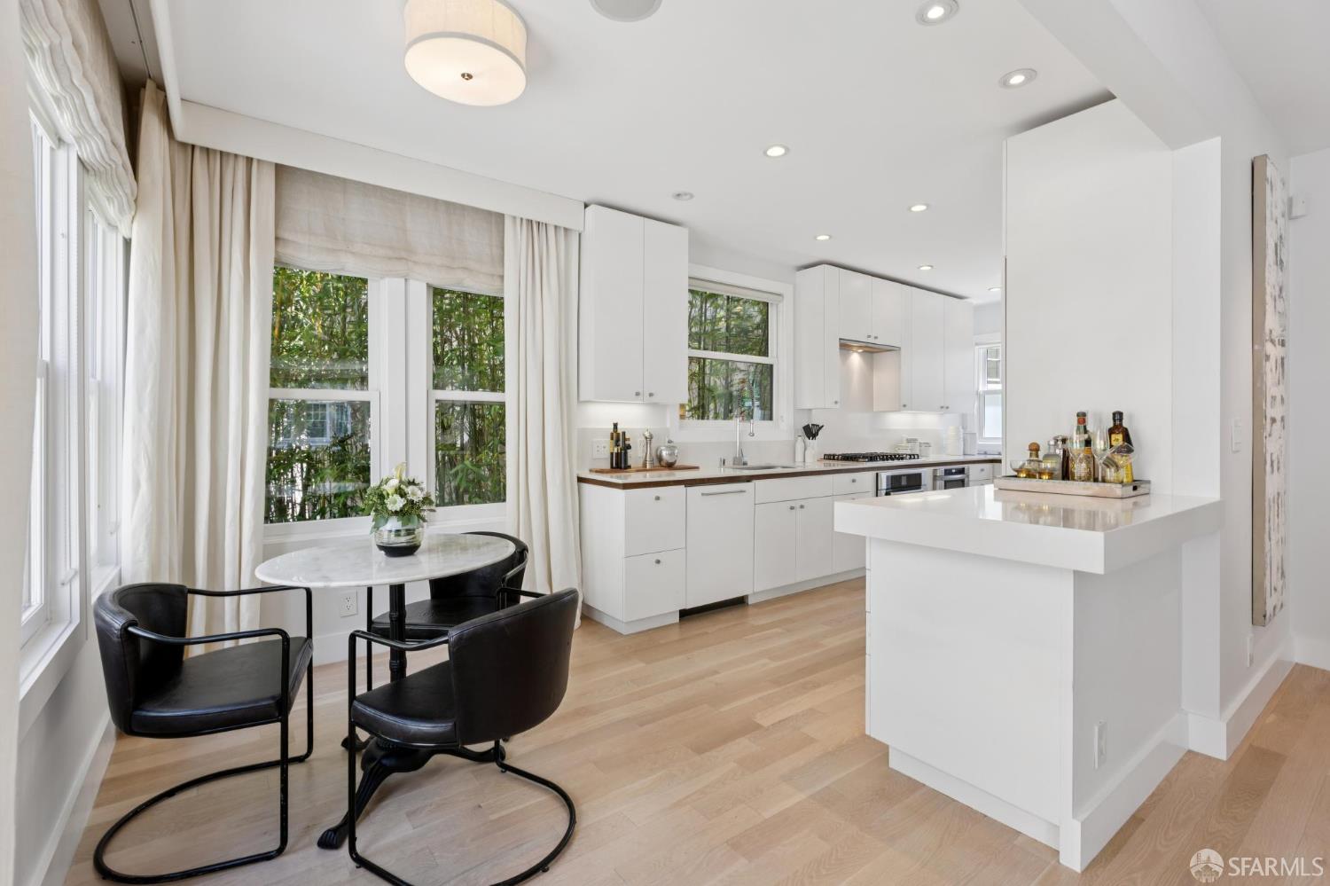 Detail Gallery Image 11 of 41 For 12 Rico Way, San Francisco,  CA 94123 - 3 Beds | 3 Baths