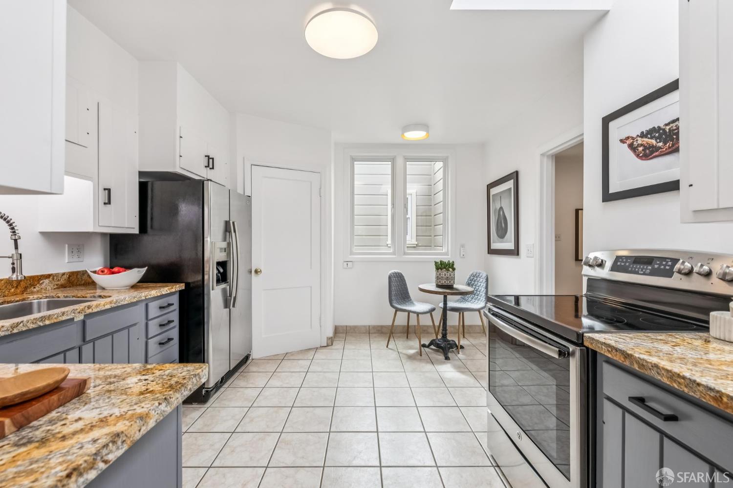 Detail Gallery Image 10 of 34 For 1116 Dolores St, San Francisco,  CA 94110 - 2 Beds | 1/1 Baths