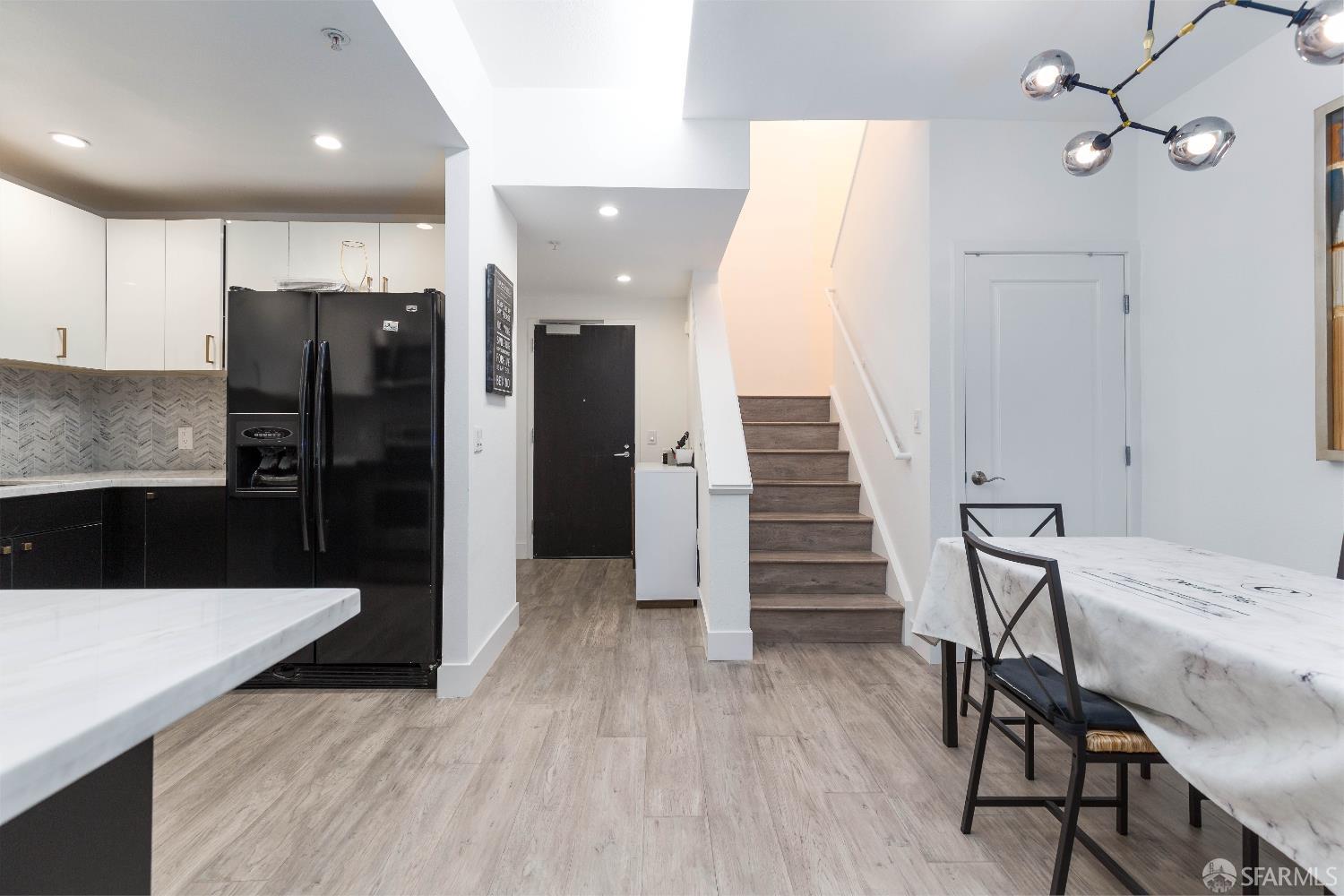 Detail Gallery Image 3 of 44 For 88 King St #108,  San Francisco,  CA 94107 - 2 Beds | 2 Baths