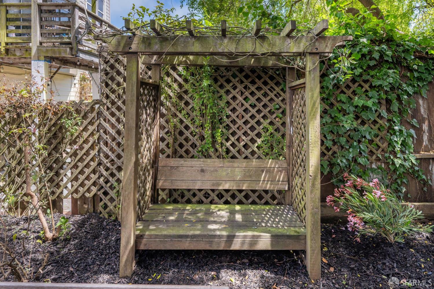 Detail Gallery Image 31 of 47 For 181 Parnassus Ave, San Francisco,  CA 94117 - 3 Beds | 2 Baths