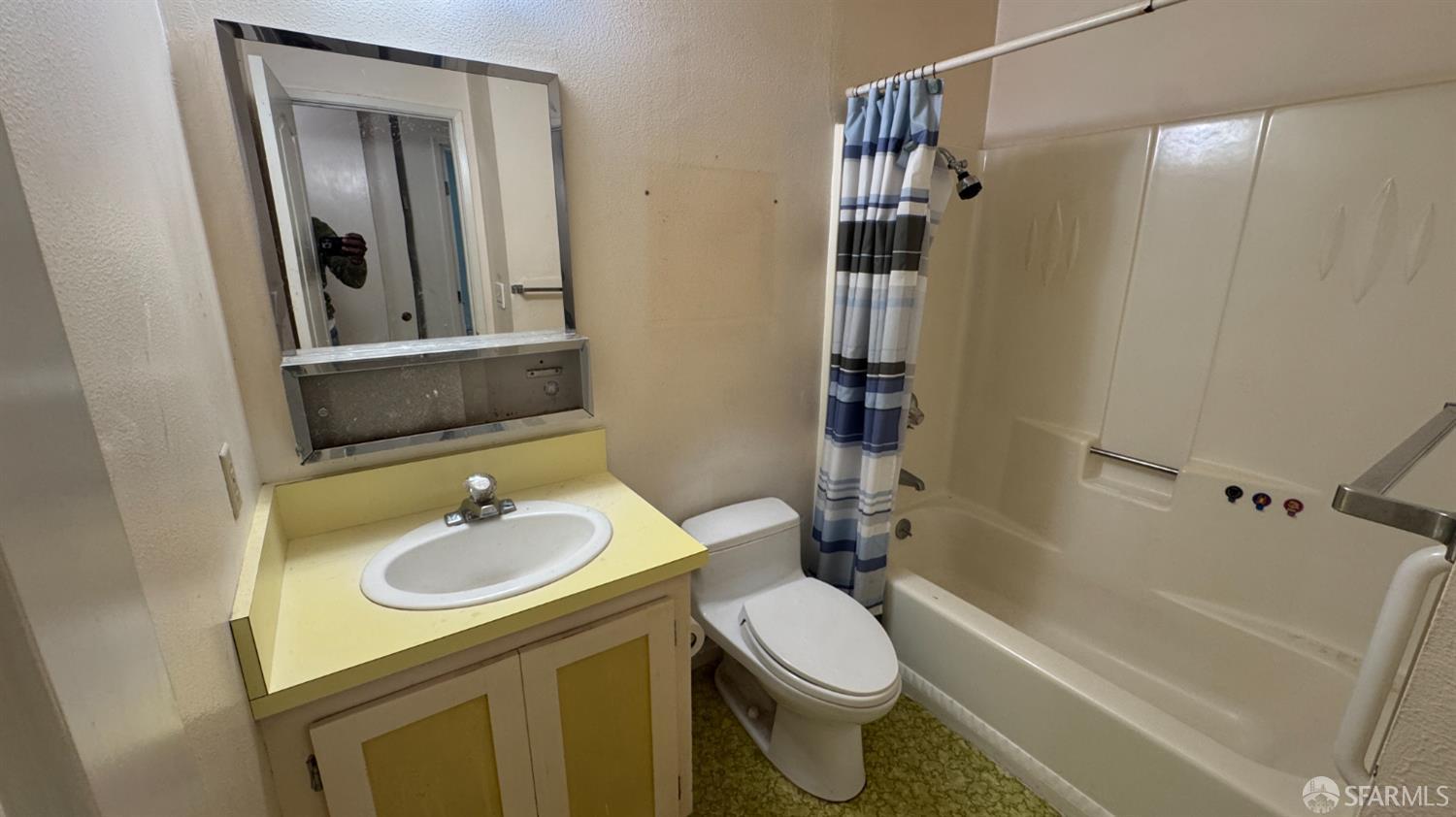 Detail Gallery Image 12 of 22 For 5212 Macdonald Ave, Richmond,  CA 94805 - 3 Beds | 2 Baths