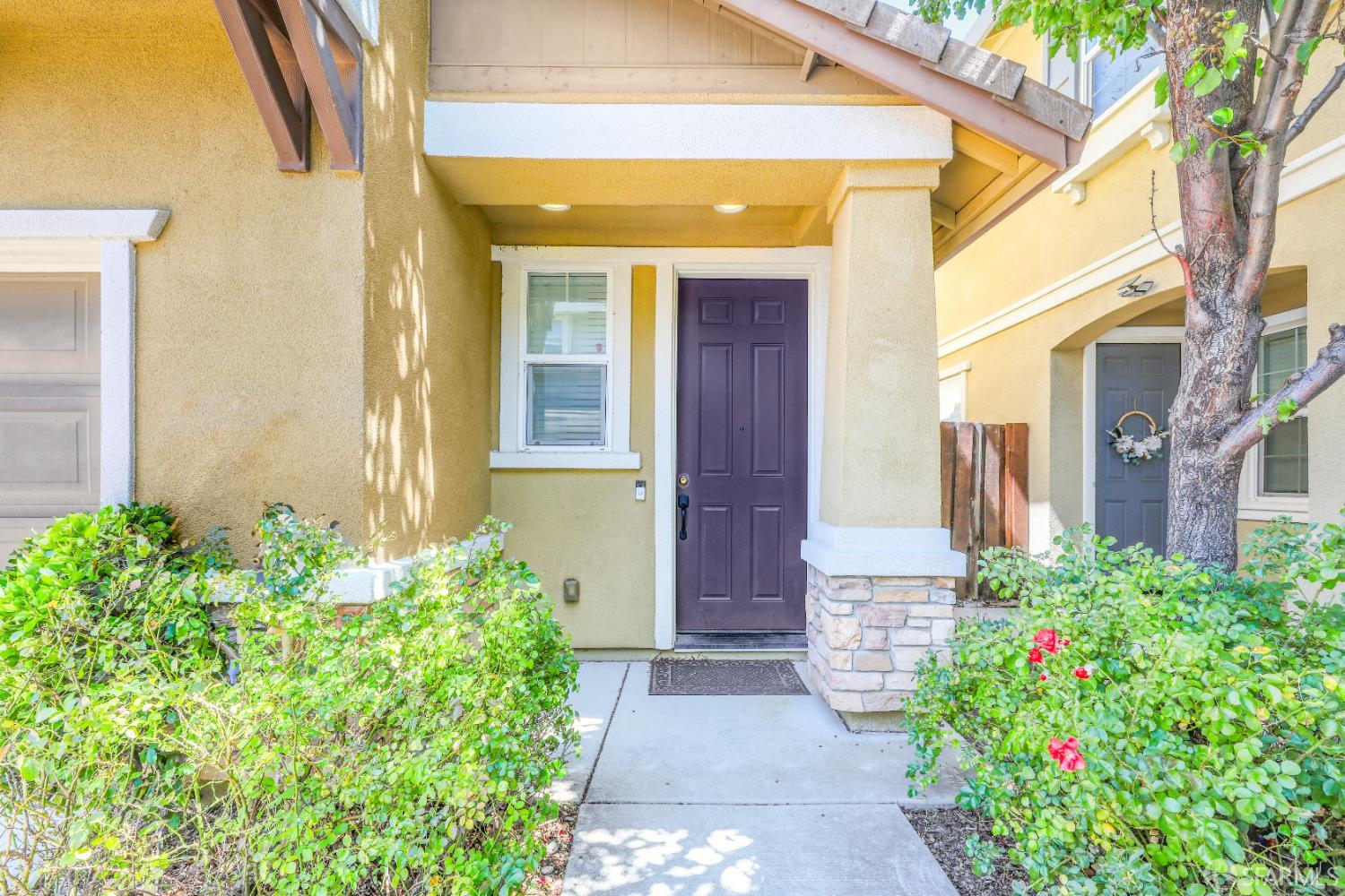 Detail Gallery Image 2 of 33 For 161 Kapalua Bay Cir, Pittsburg,  CA 94565 - 3 Beds | 2/1 Baths