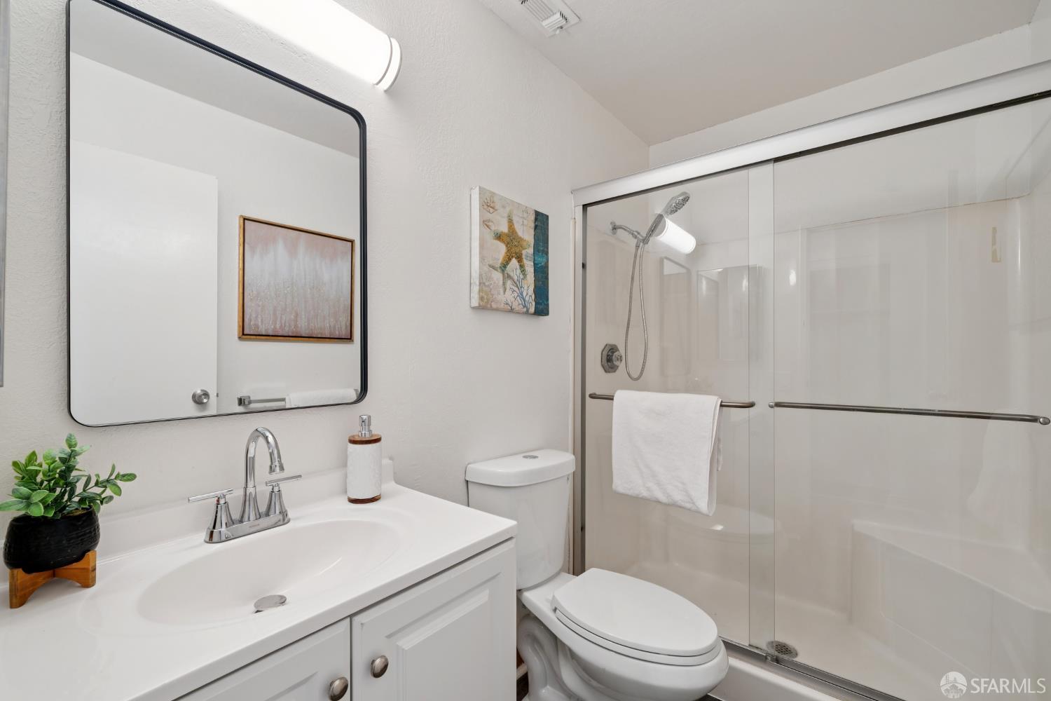Detail Gallery Image 19 of 30 For 4510 Melody Dr #18,  Concord,  CA 94521 - 2 Beds | 2 Baths