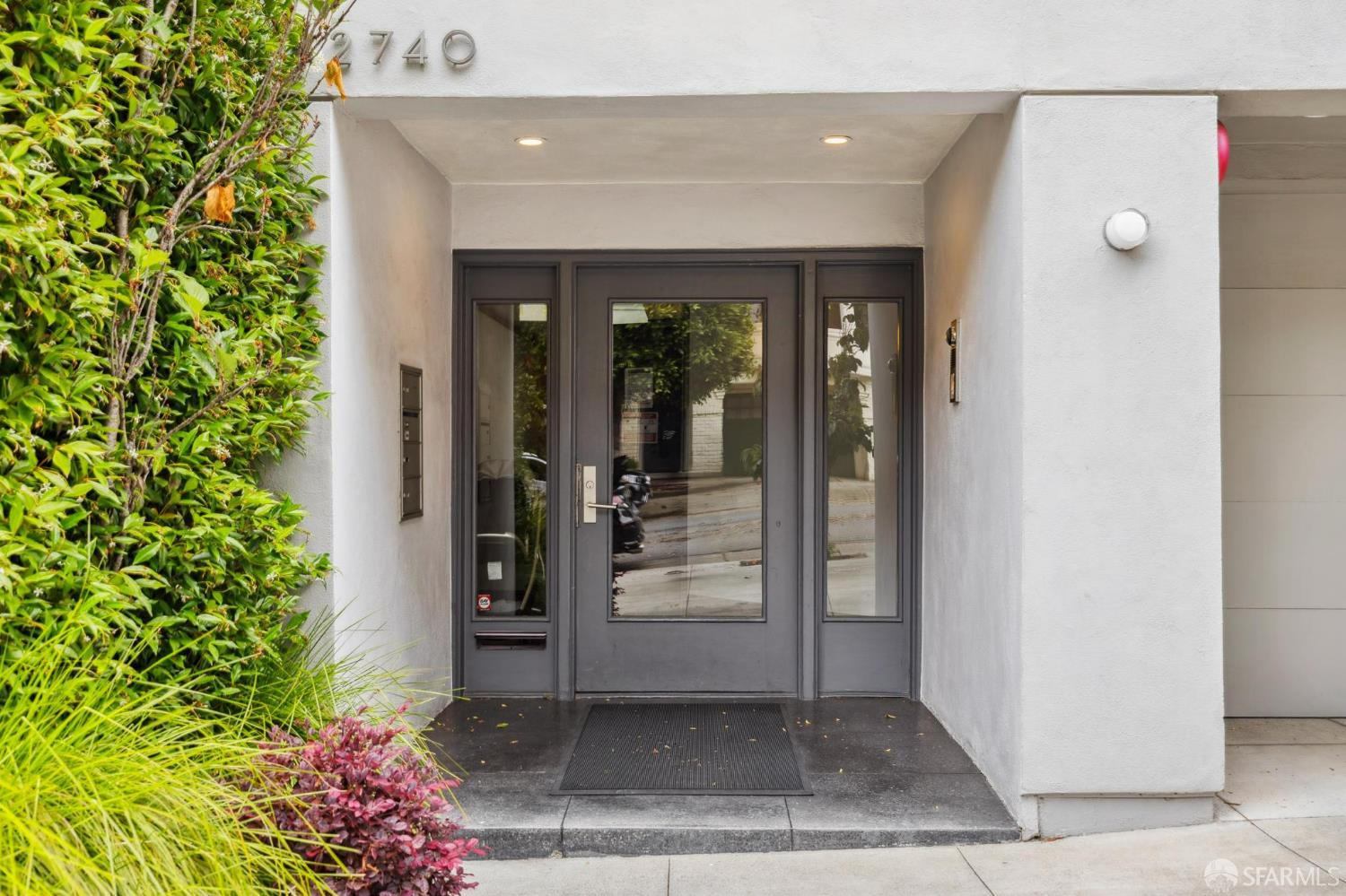 Detail Gallery Image 5 of 87 For 2740 Union St, San Francisco,  CA 94123 - – Beds | – Baths