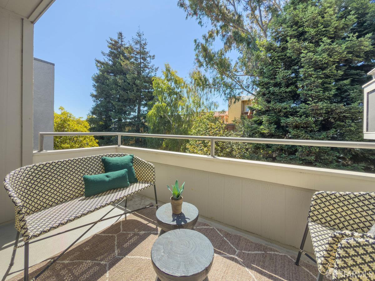 Detail Gallery Image 15 of 37 For 360 Guerrero St #414,  San Francisco,  CA 94103 - 2 Beds | 1 Baths