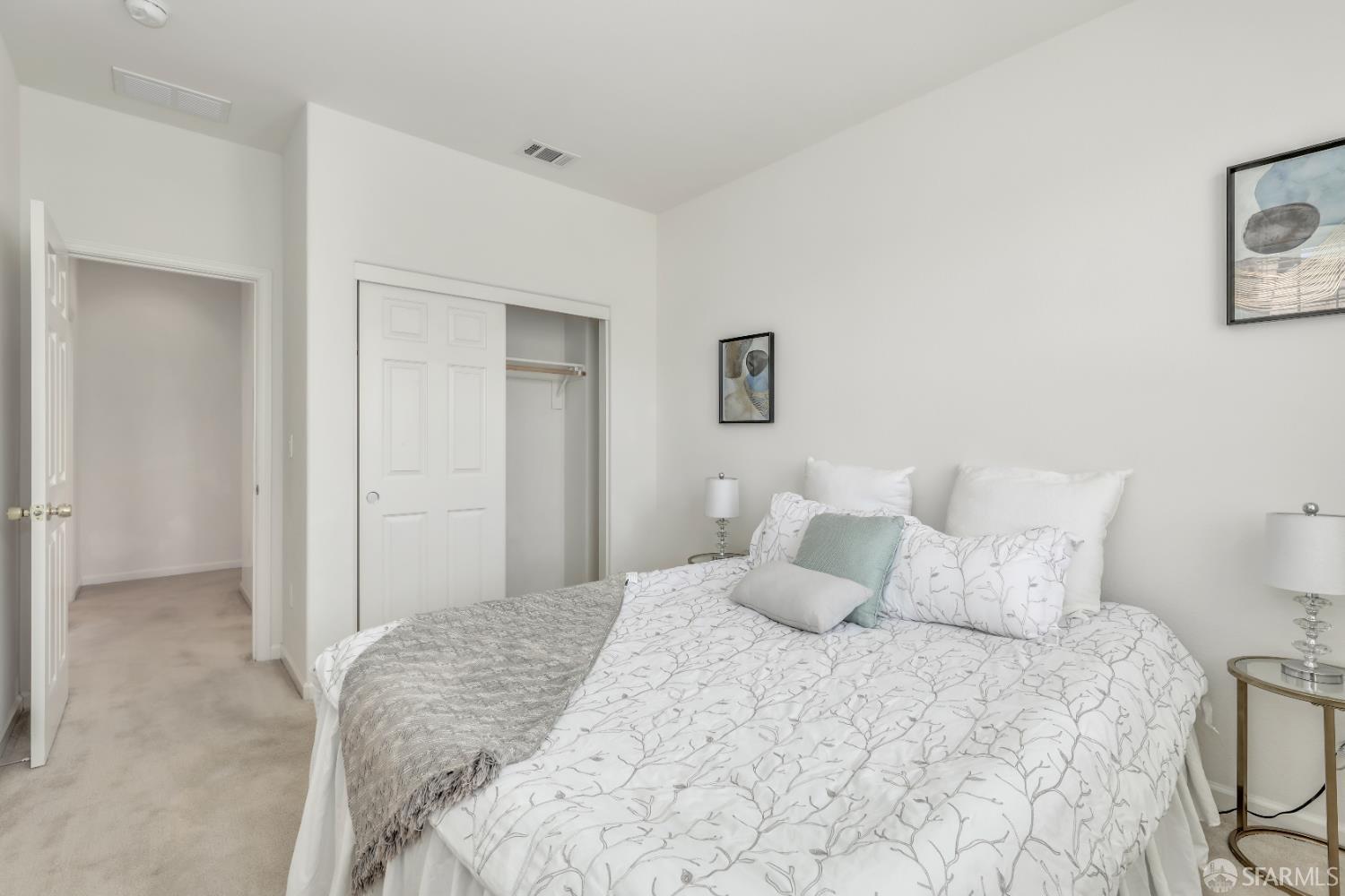 Detail Gallery Image 18 of 33 For 161 Kapalua Bay Cir, Pittsburg,  CA 94565 - 3 Beds | 2/1 Baths