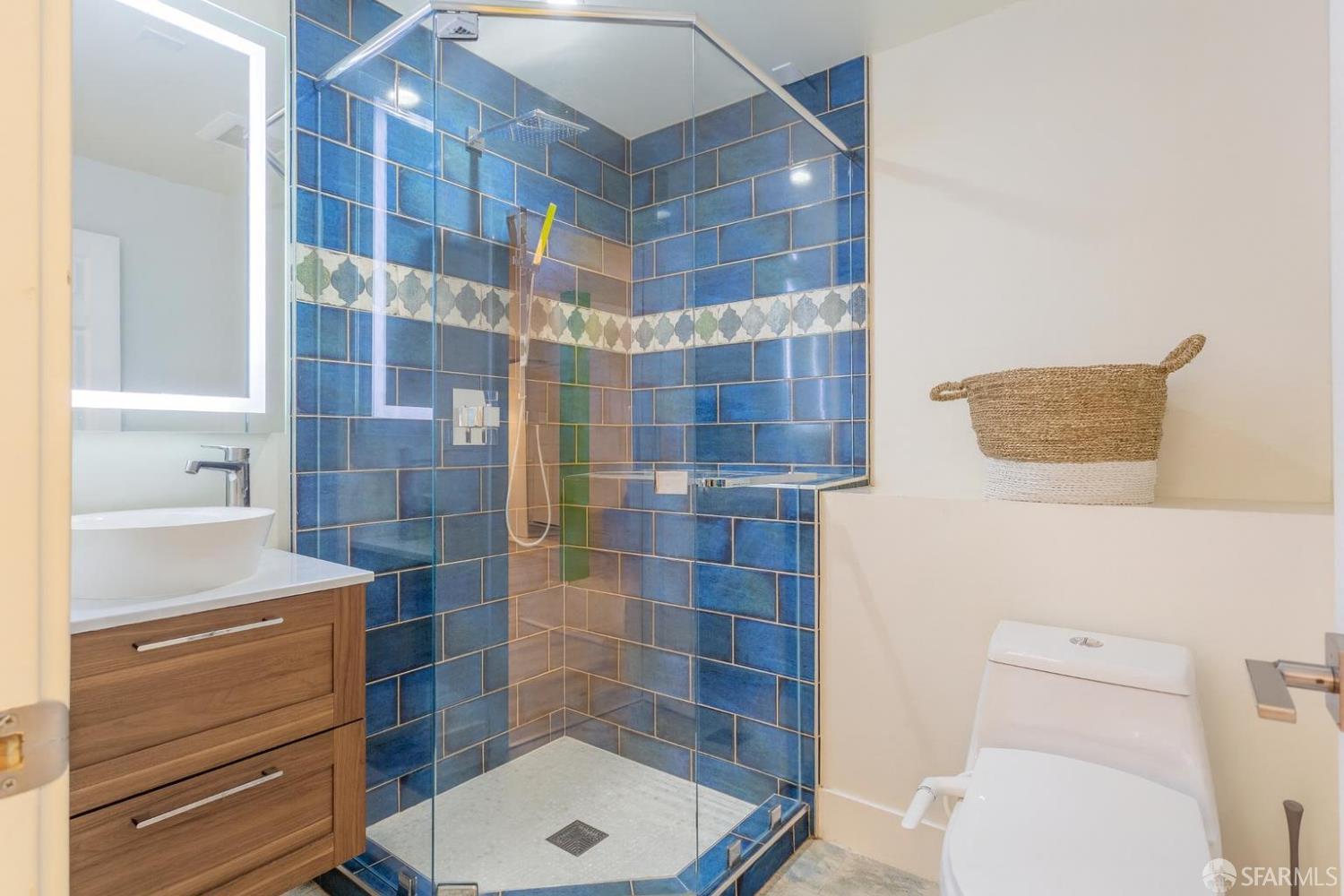 Detail Gallery Image 25 of 36 For 148 Marview Way, San Francisco,  CA 94131 - 4 Beds | 2/1 Baths