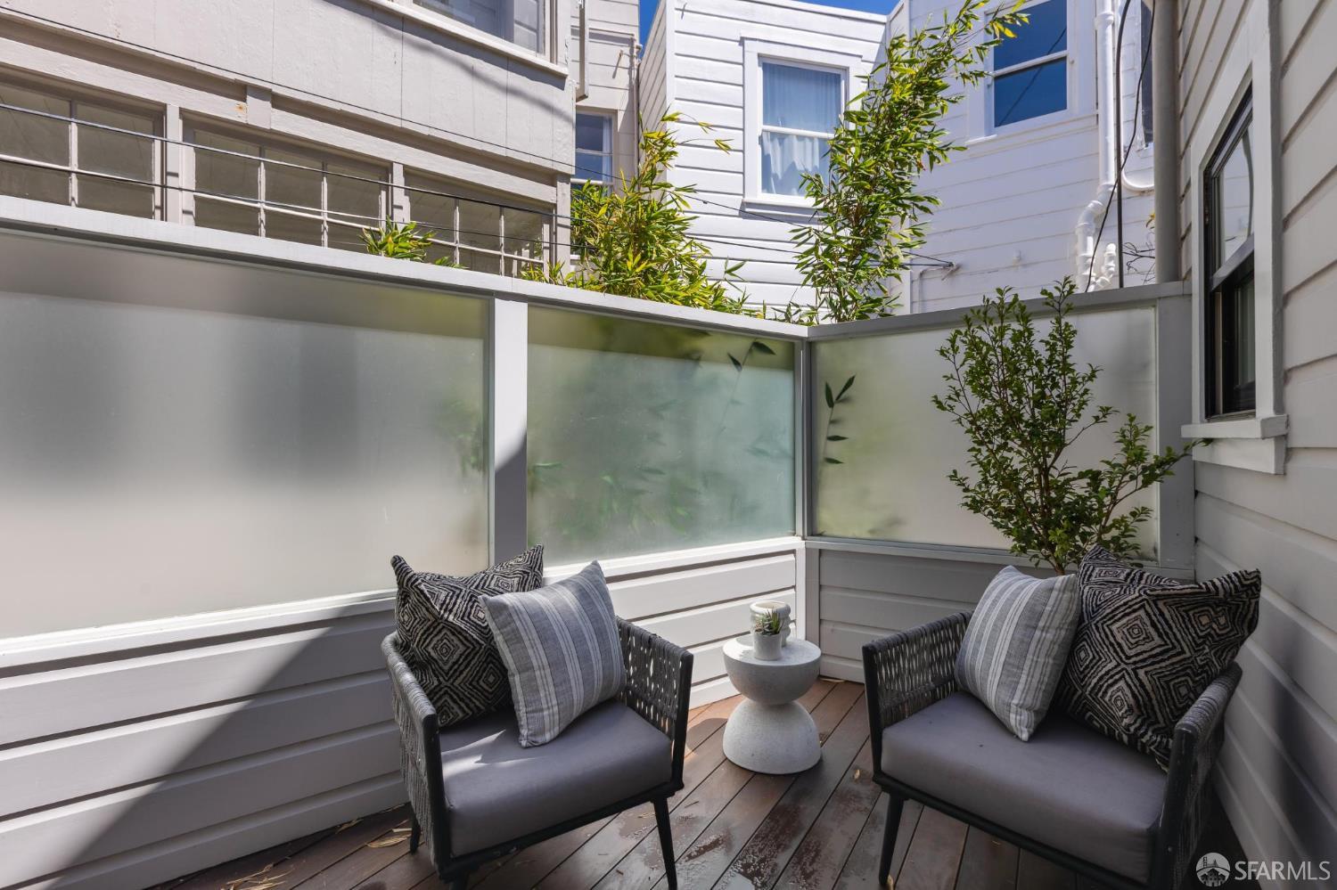 Detail Gallery Image 17 of 41 For 12 Rico Way, San Francisco,  CA 94123 - 3 Beds | 3 Baths