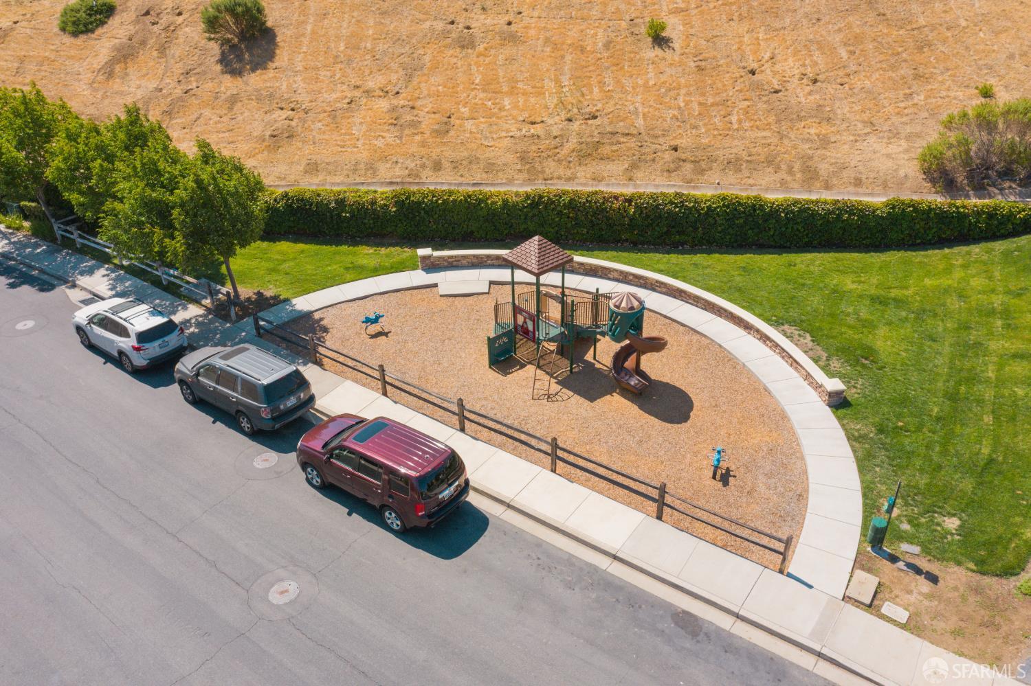 Detail Gallery Image 33 of 33 For 161 Kapalua Bay Cir, Pittsburg,  CA 94565 - 3 Beds | 2/1 Baths