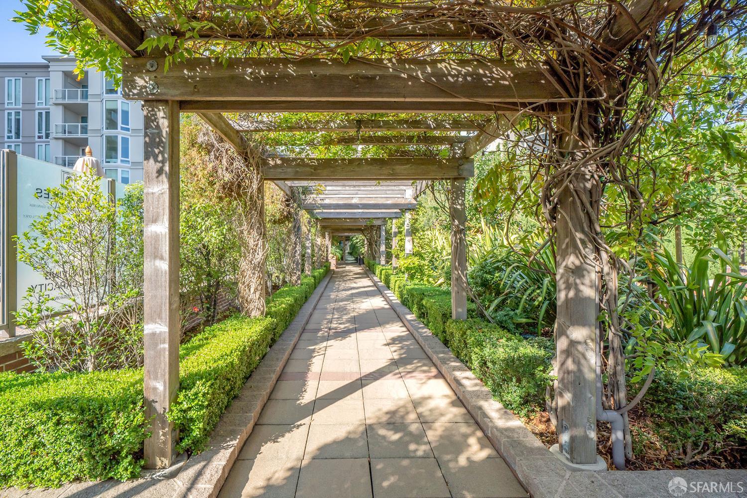 Detail Gallery Image 27 of 44 For 88 King St #108,  San Francisco,  CA 94107 - 2 Beds | 2 Baths