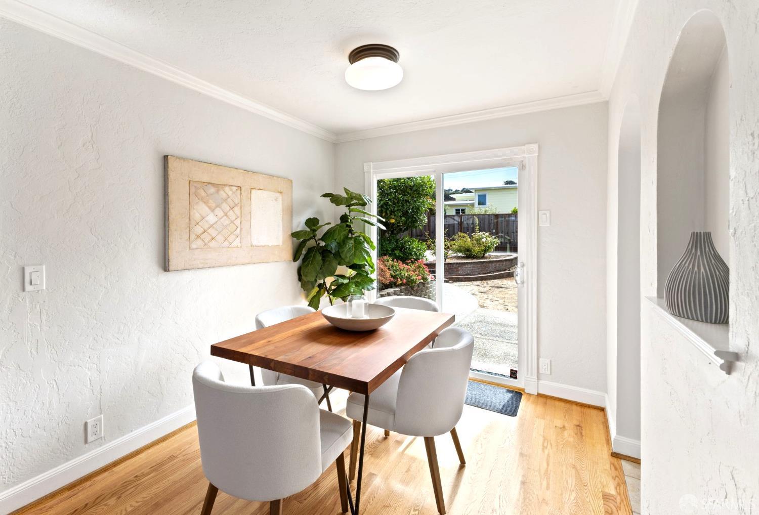 Detail Gallery Image 7 of 30 For 535 Maple Ave, San Bruno,  CA 94066 - 4 Beds | 3 Baths