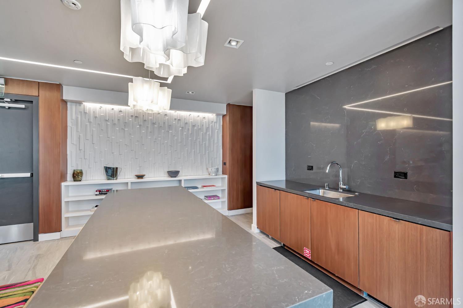 Detail Gallery Image 63 of 79 For 1688 Pine St #W1203,  San Francisco,  CA 94109 - 1 Beds | 1 Baths