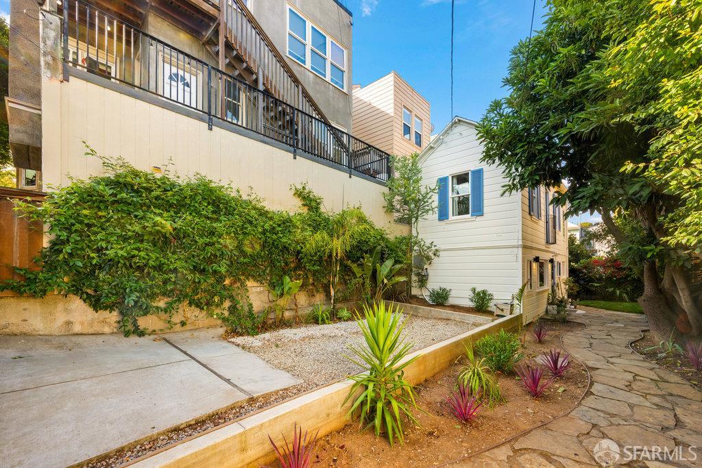 Detail Gallery Image 30 of 33 For 150 Kingston St, San Francisco,  CA 94110 - 2 Beds | 1/1 Baths