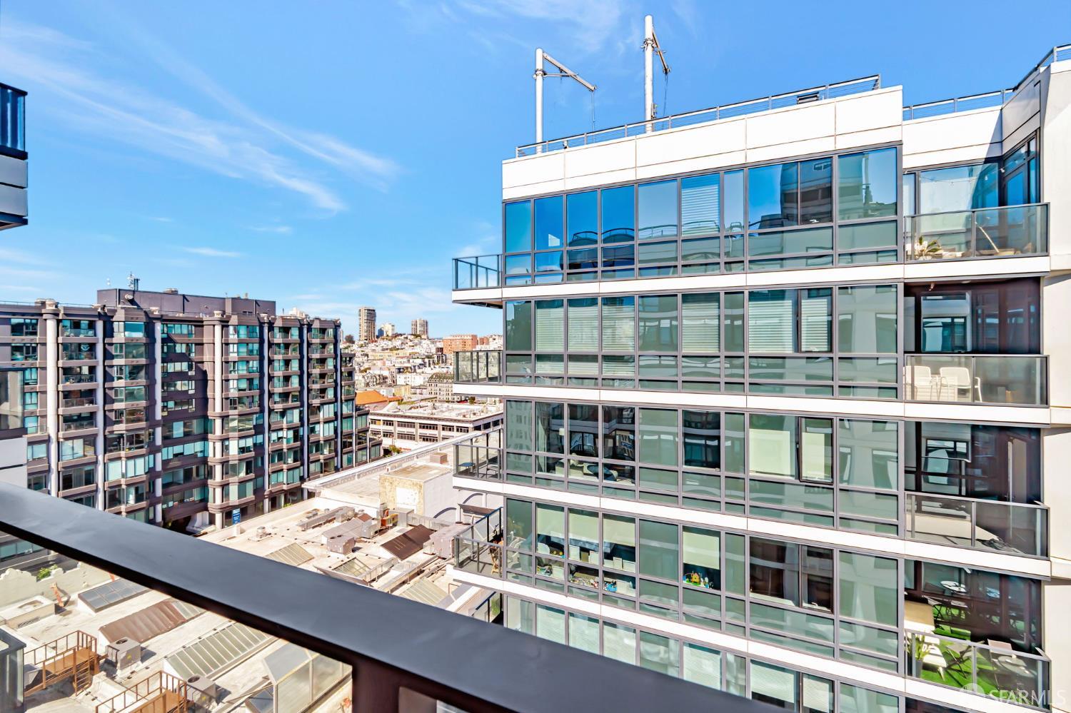 Detail Gallery Image 22 of 79 For 1688 Pine St #W1203,  San Francisco,  CA 94109 - 1 Beds | 1 Baths