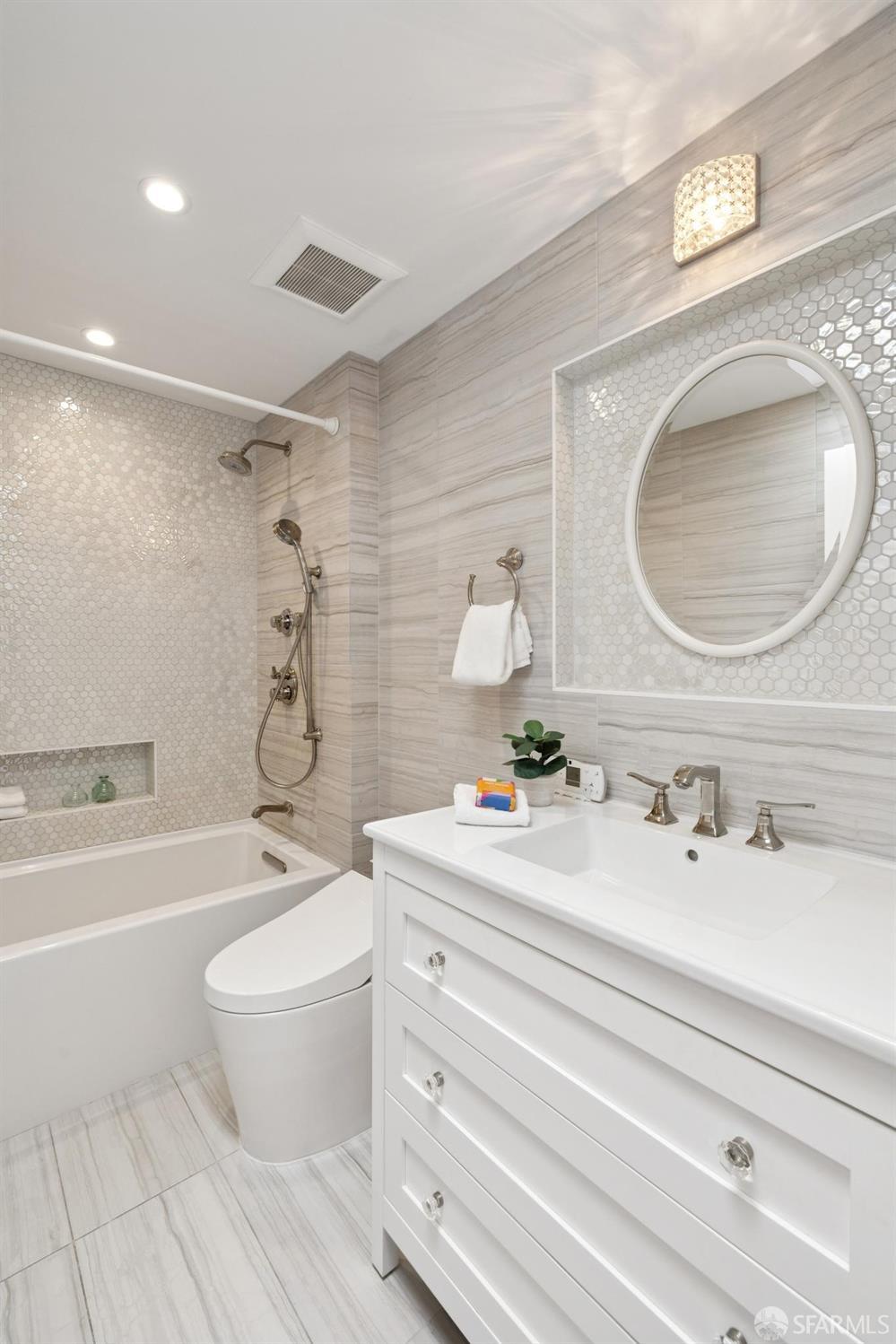 Photo #42: 425061581 Listing: Photo #42