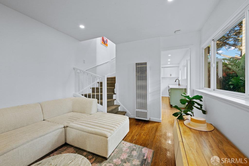 Detail Gallery Image 15 of 33 For 150 Kingston St, San Francisco,  CA 94110 - 2 Beds | 1/1 Baths