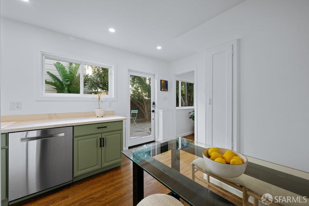 Detail Gallery Image 11 of 33 For 150 Kingston St, San Francisco,  CA 94110 - 2 Beds | 1/1 Baths