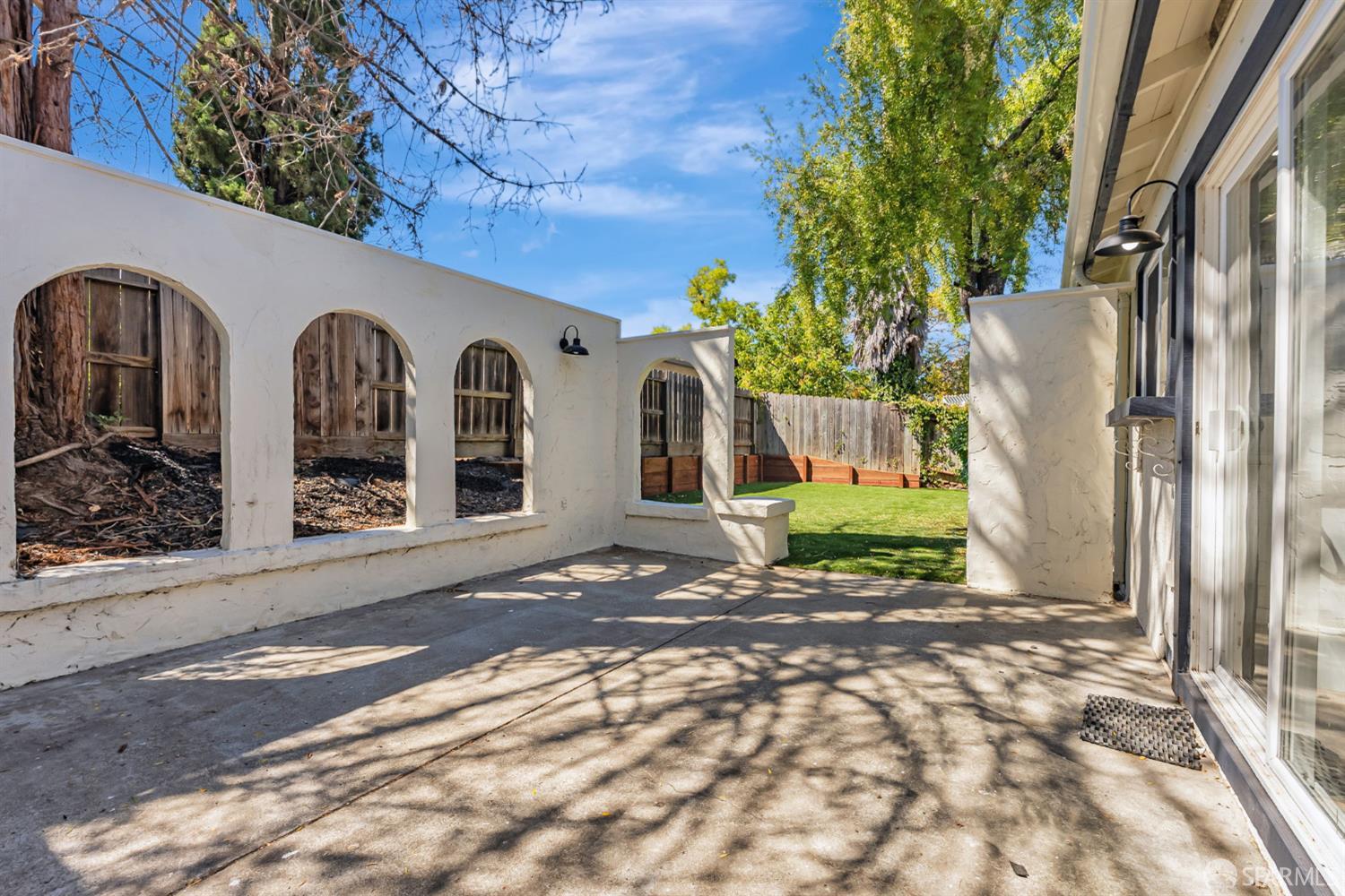 Detail Gallery Image 27 of 31 For 372 Glacier Dr, Martinez,  CA 94553 - 4 Beds | 2 Baths