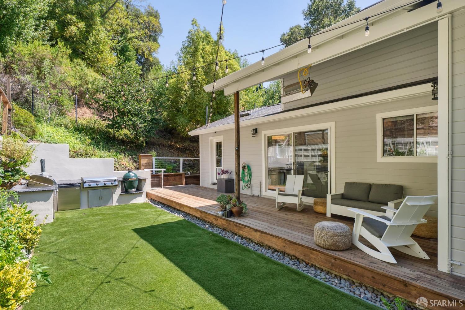 Detail Gallery Image 56 of 66 For 69 La Espiral, Orinda,  CA 94563 - 4 Beds | 3/1 Baths