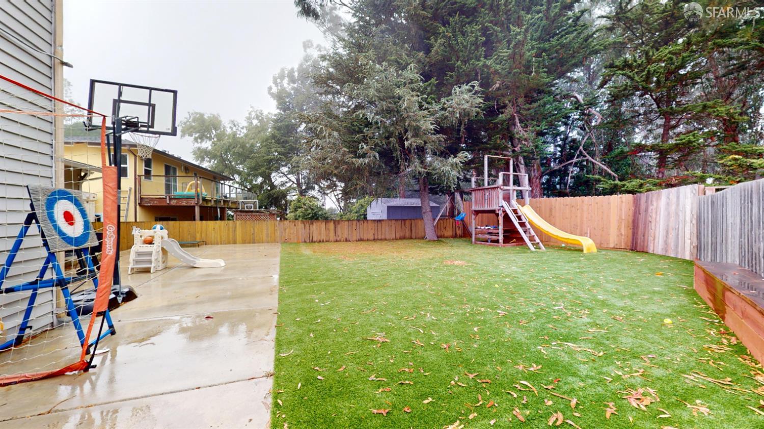 Detail Gallery Image 22 of 29 For 1155 Crespi Dr, Pacifica,  CA 94044 - 4 Beds | 2 Baths
