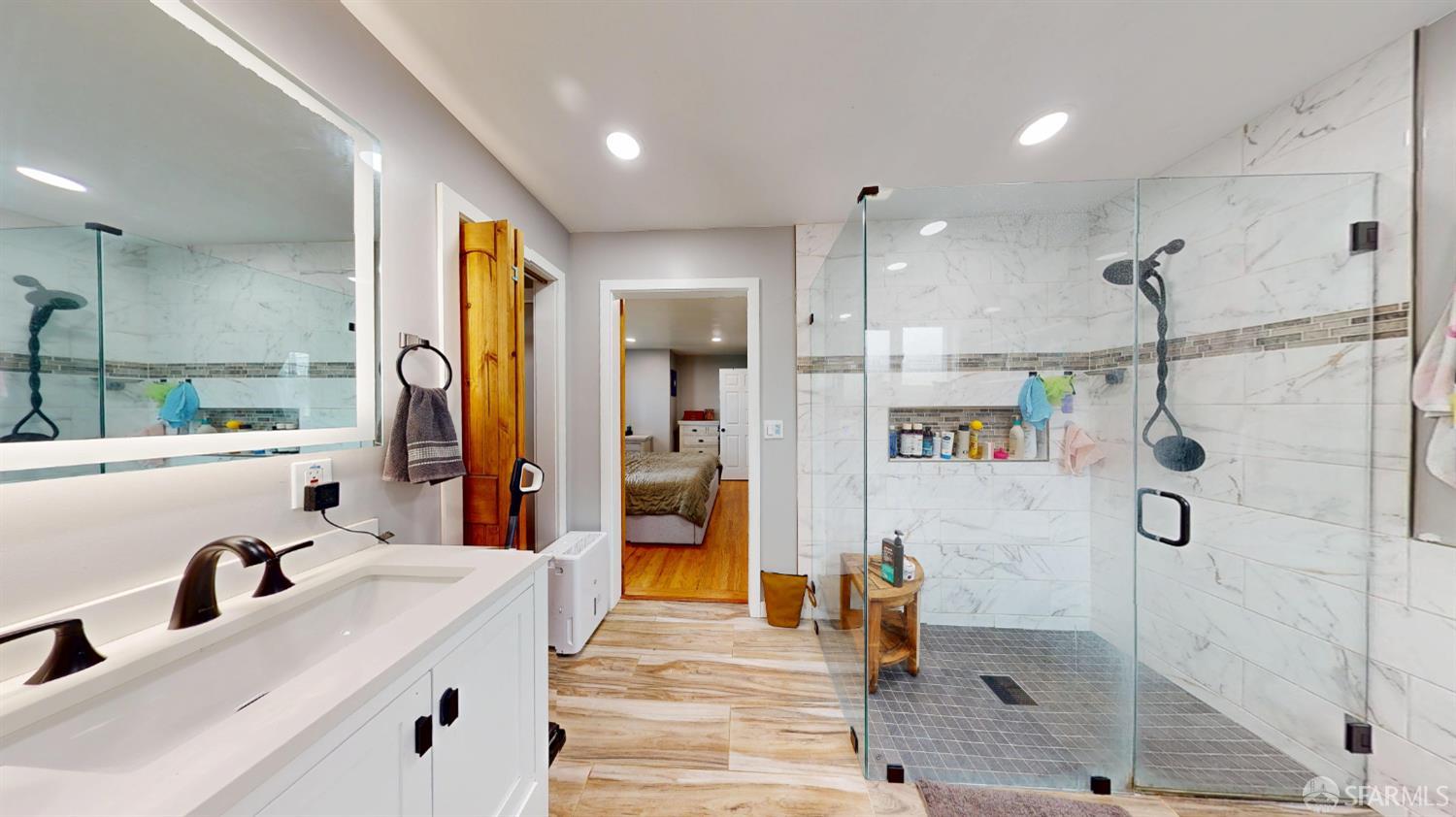 Detail Gallery Image 13 of 29 For 1155 Crespi Dr, Pacifica,  CA 94044 - 4 Beds | 2 Baths