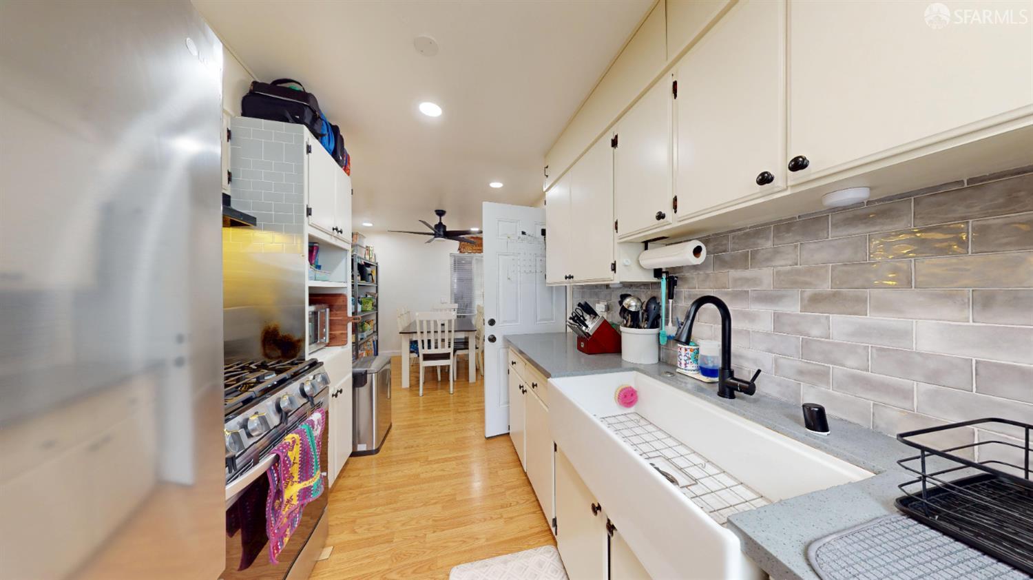 Detail Gallery Image 6 of 29 For 1155 Crespi Dr, Pacifica,  CA 94044 - 4 Beds | 2 Baths