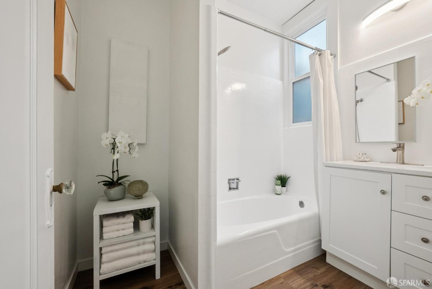 Detail Gallery Image 25 of 78 For 1162 Vallejo St, San Francisco,  CA 94109 - – Beds | – Baths