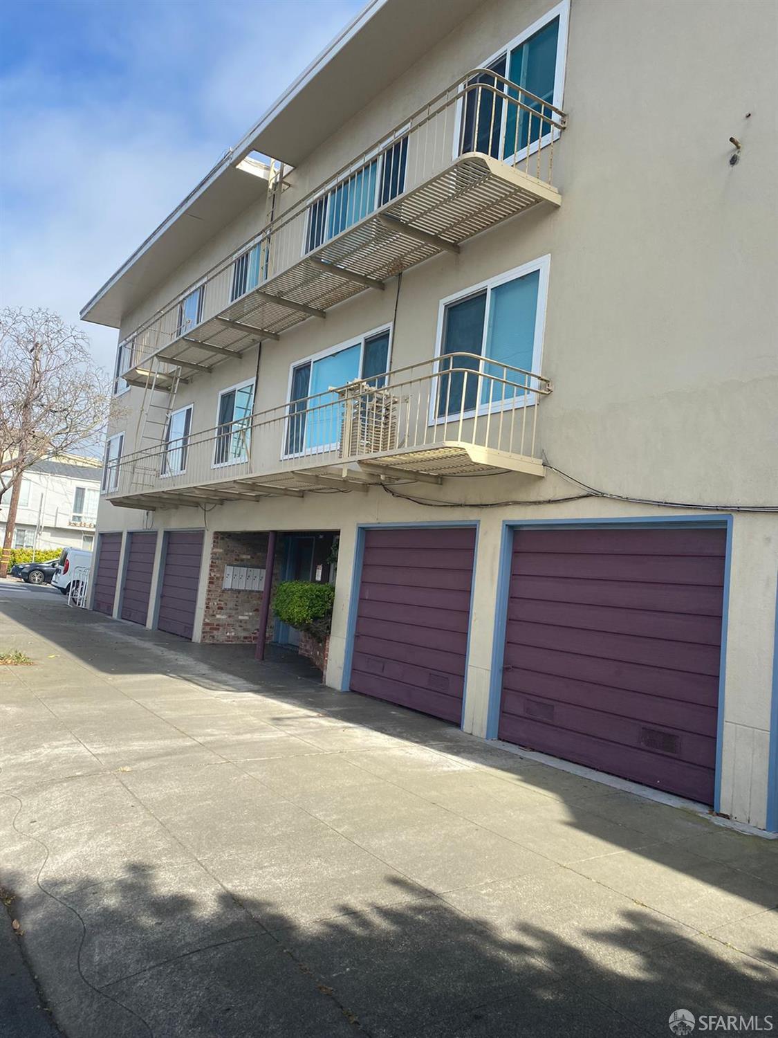 Detail Gallery Image 2 of 3 For 2901 Cabrillo St, San Francisco,  CA 94121 - – Beds | – Baths