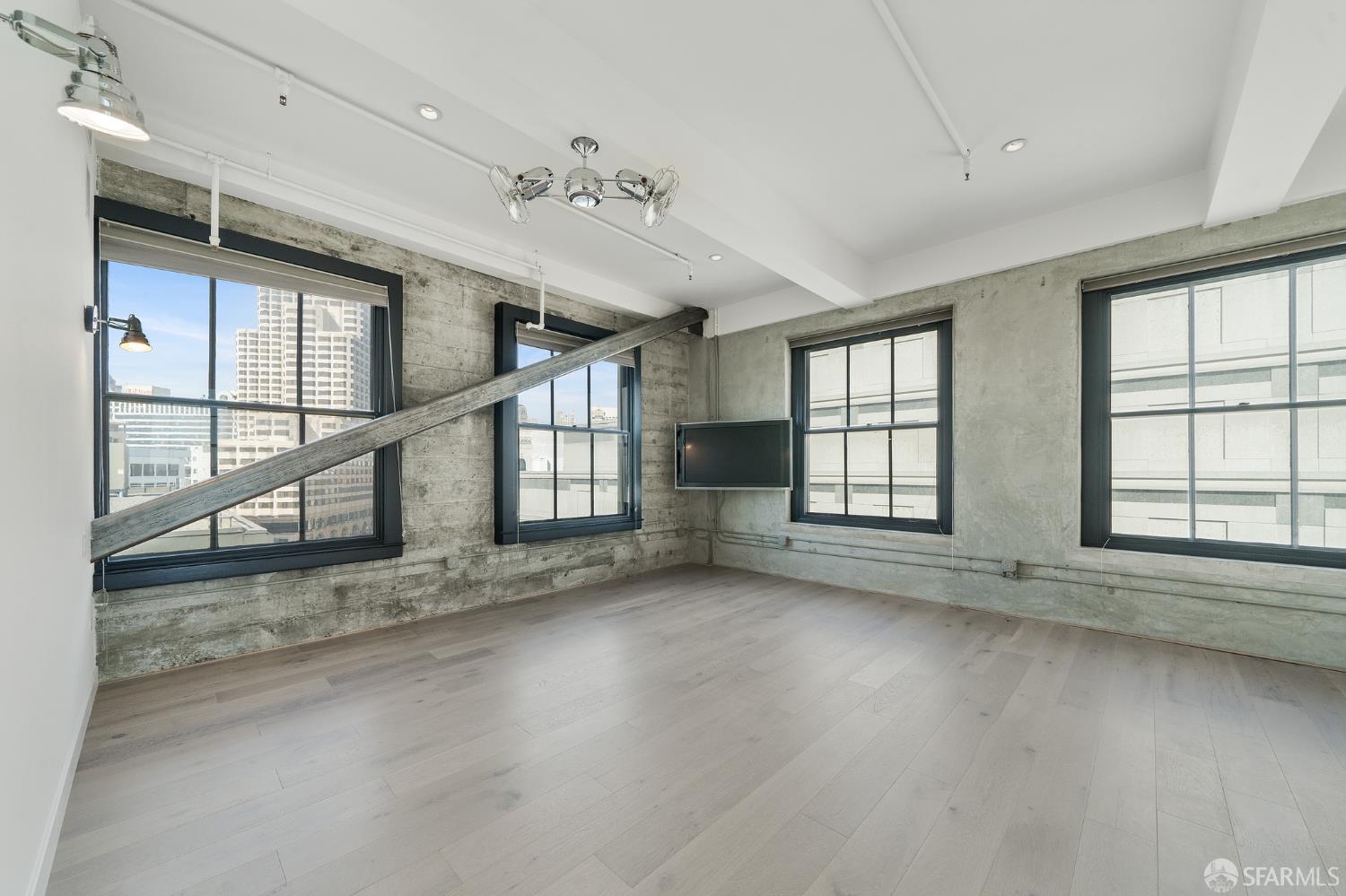 Detail Gallery Image 50 of 60 For 2 Mint Plz #1001,  San Francisco,  CA 94103 - 4 Beds | 3 Baths