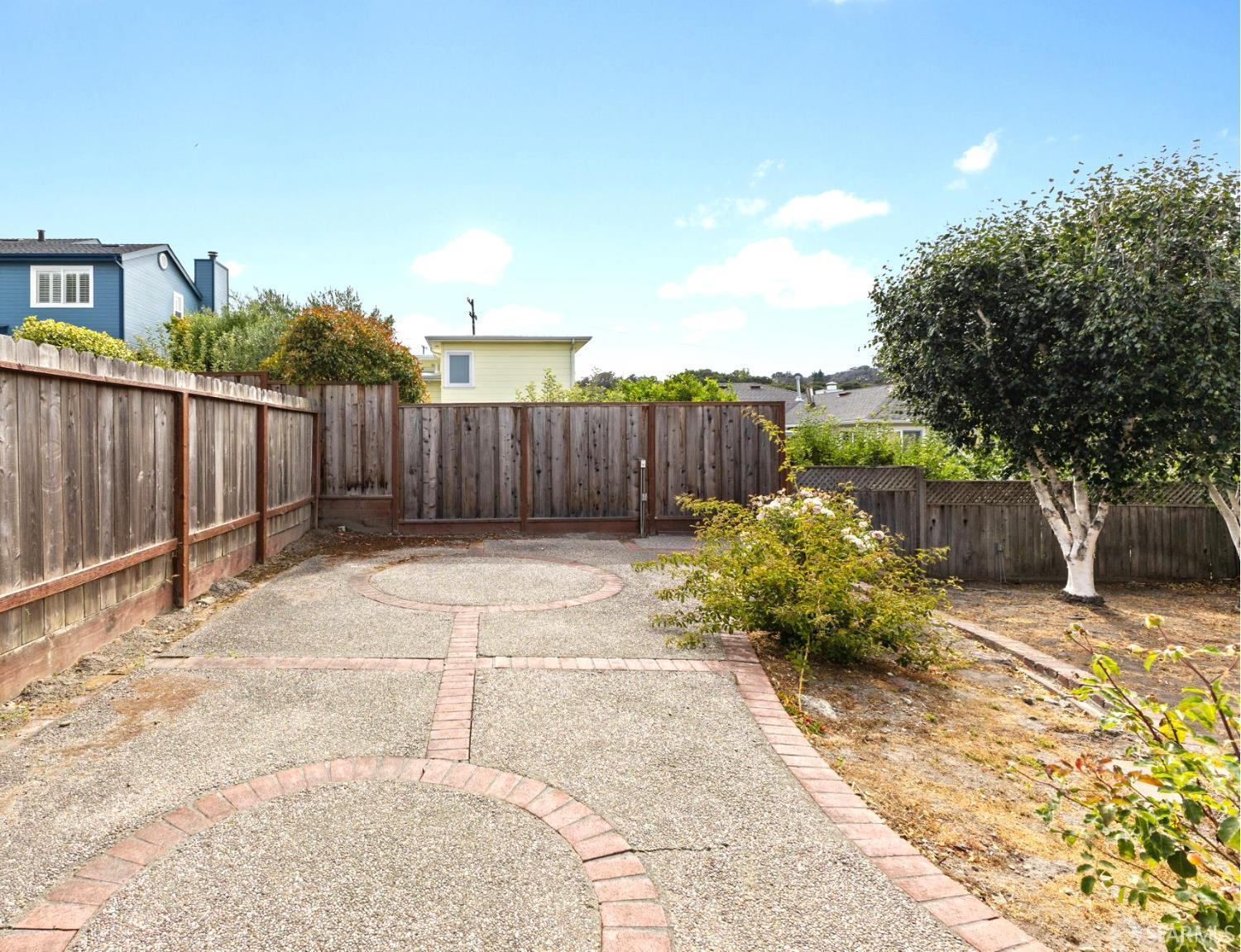 Detail Gallery Image 27 of 30 For 535 Maple Ave, San Bruno,  CA 94066 - 4 Beds | 3 Baths