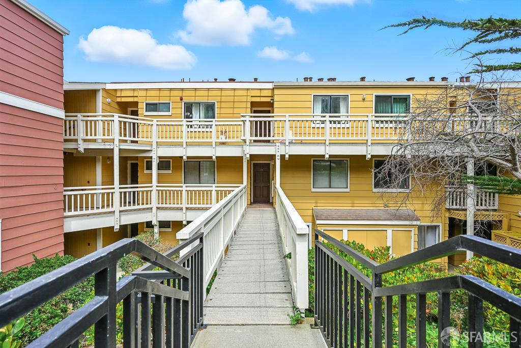 Detail Gallery Image 40 of 54 For 305 Oak Ct, Daly City,  CA 94014 - 3 Beds | 2 Baths