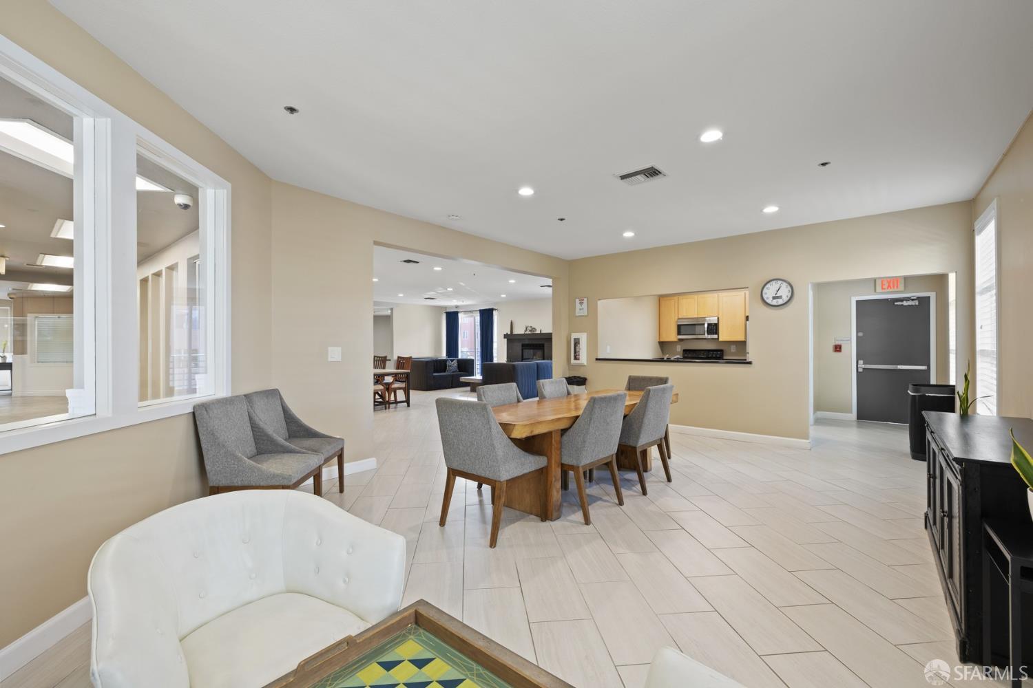 Detail Gallery Image 28 of 36 For 6400 Christie Ave #5201,  Emeryville,  CA 94608 - 2 Beds | 2 Baths