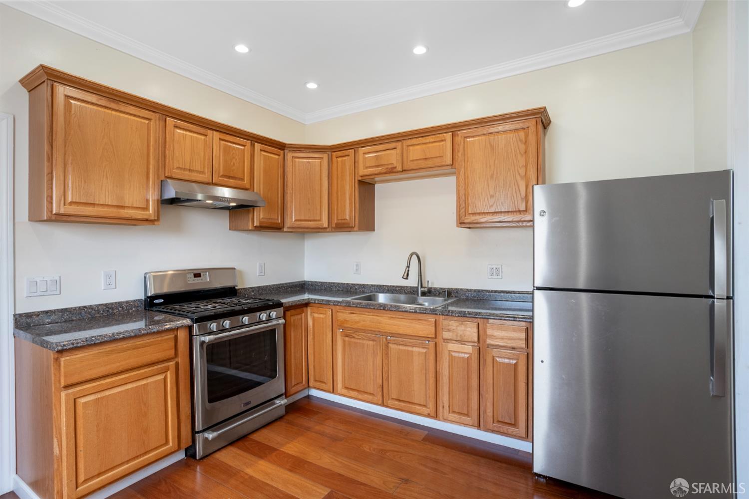 Detail Gallery Image 21 of 32 For 3834 Waller Ave, Richmond,  CA 94804 - 2 Beds | 1 Baths