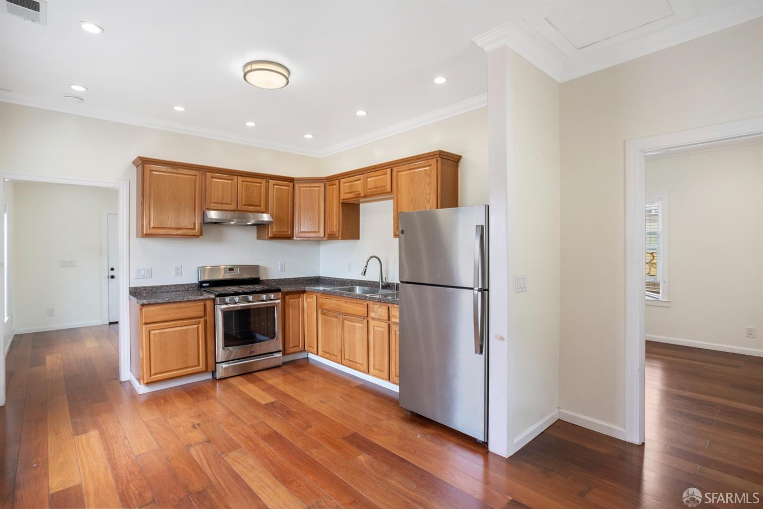 Detail Gallery Image 18 of 32 For 3834 Waller Ave, Richmond,  CA 94804 - 2 Beds | 1 Baths