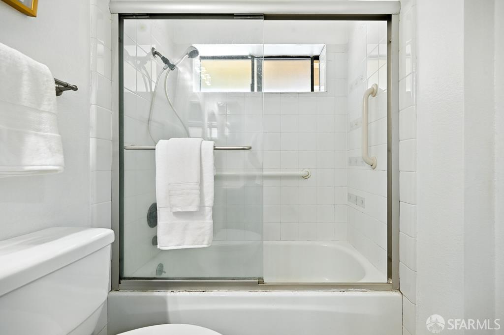 Detail Gallery Image 34 of 54 For 305 Oak Ct, Daly City,  CA 94014 - 3 Beds | 2 Baths