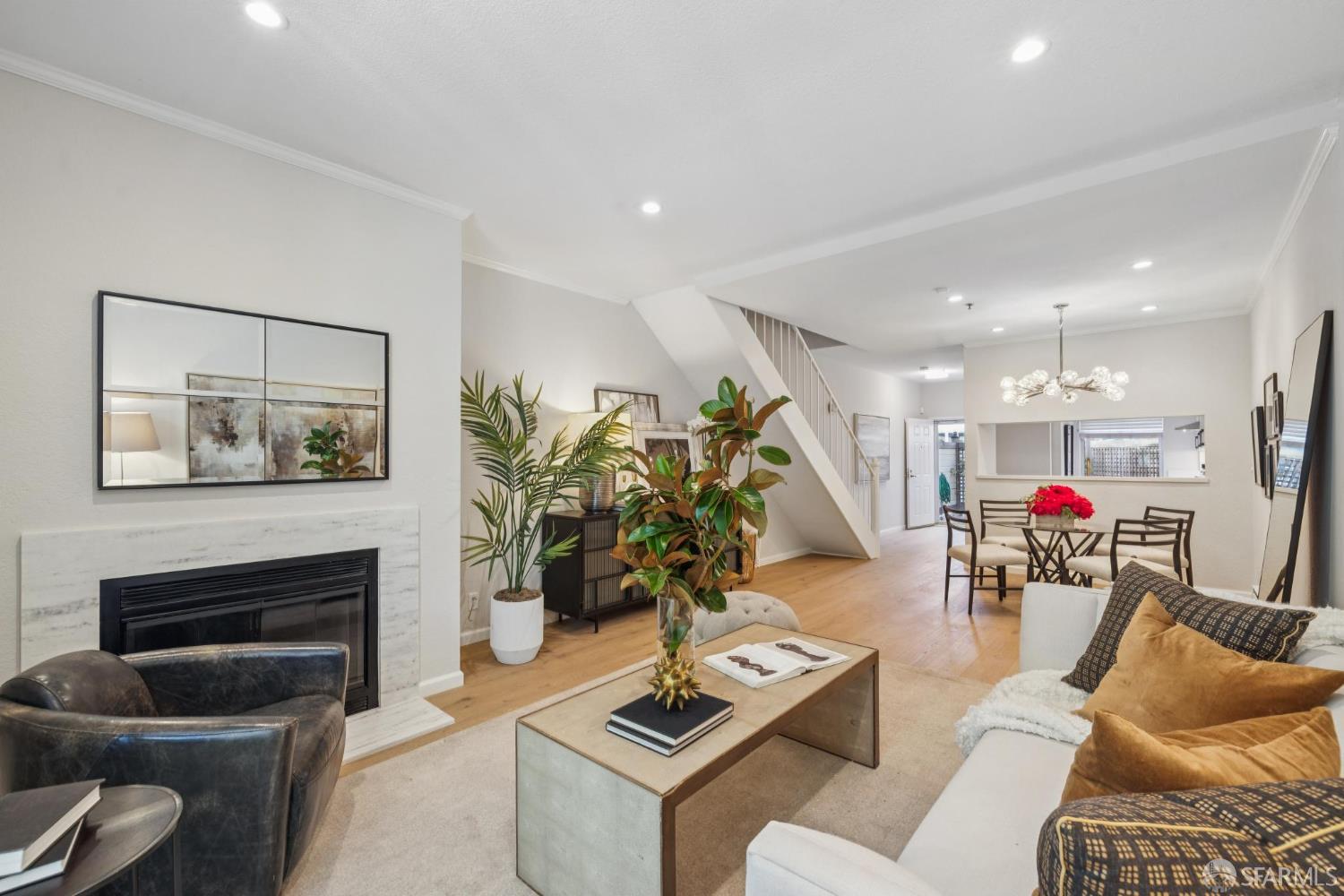 Detail Gallery Image 3 of 12 For 2075 Sutter St #215,  San Francisco,  CA 94115 - 2 Beds | 2 Baths