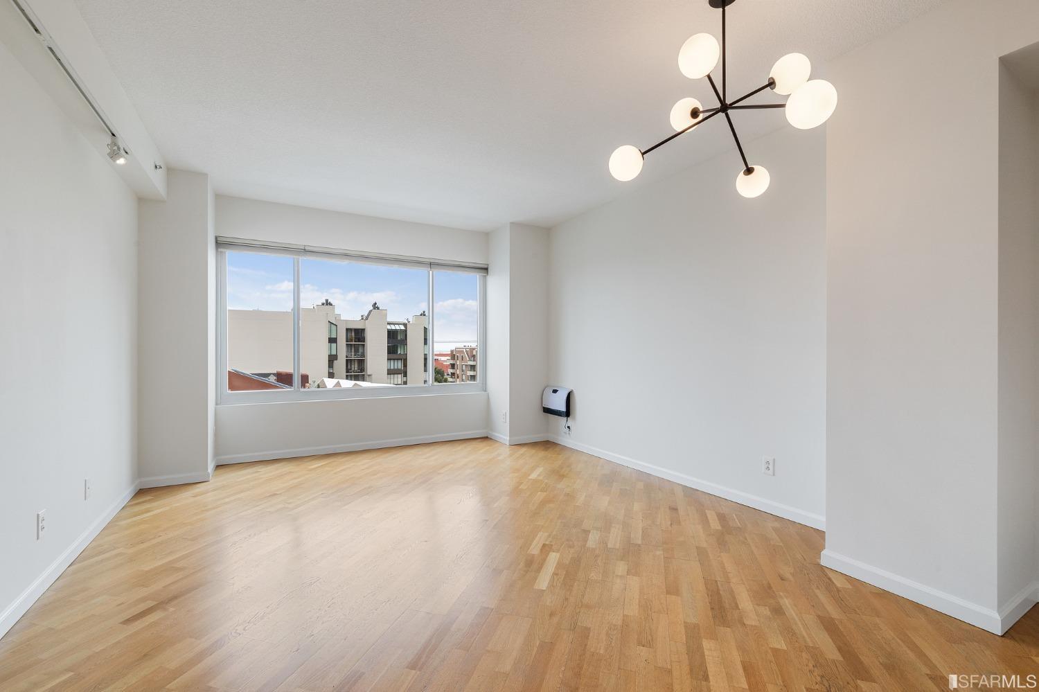 Detail Gallery Image 16 of 29 For 220 Lombard St #618,  San Francisco,  CA 94111 - 1 Beds | 1 Baths