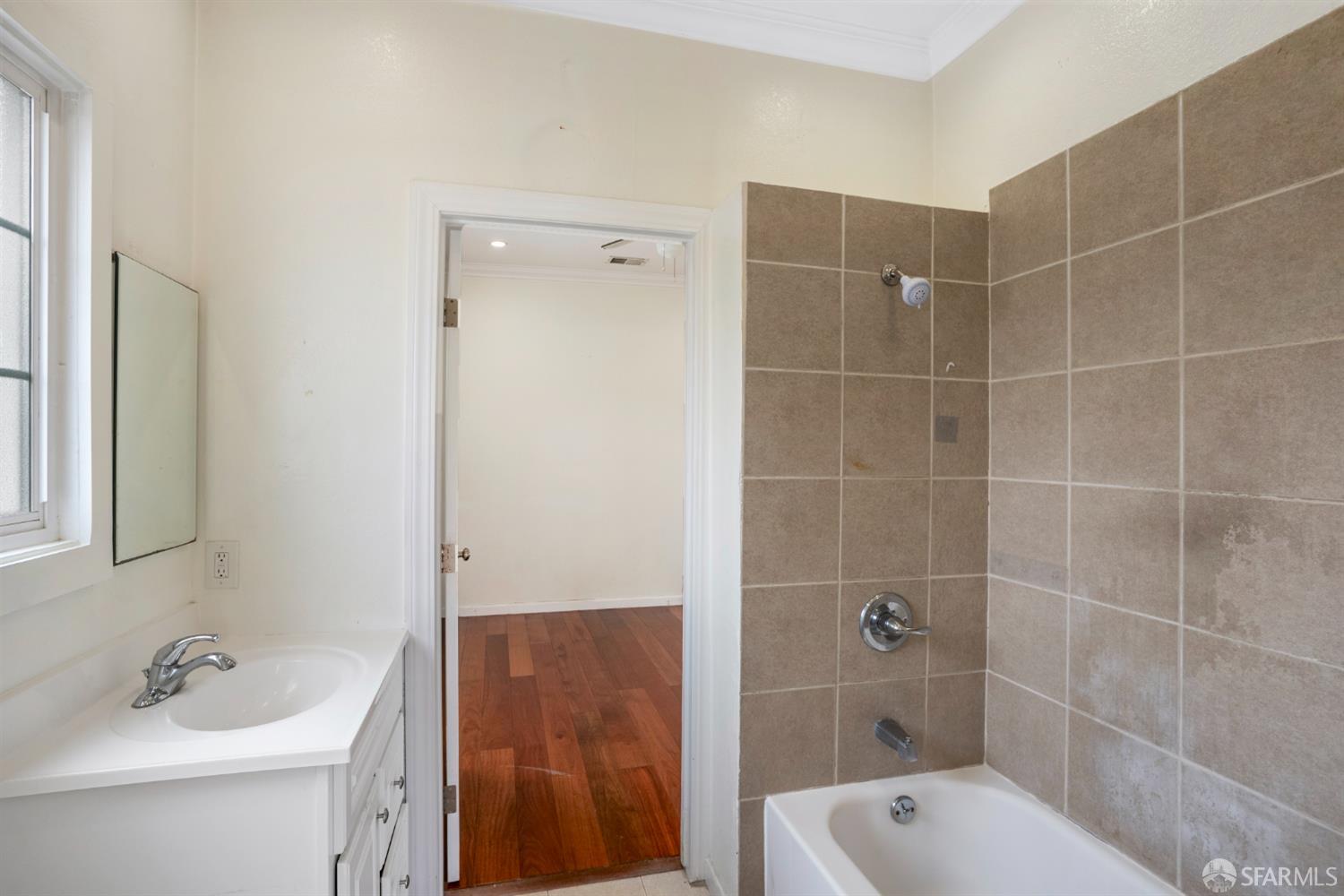 Detail Gallery Image 26 of 32 For 3834 Waller Ave, Richmond,  CA 94804 - 2 Beds | 1 Baths