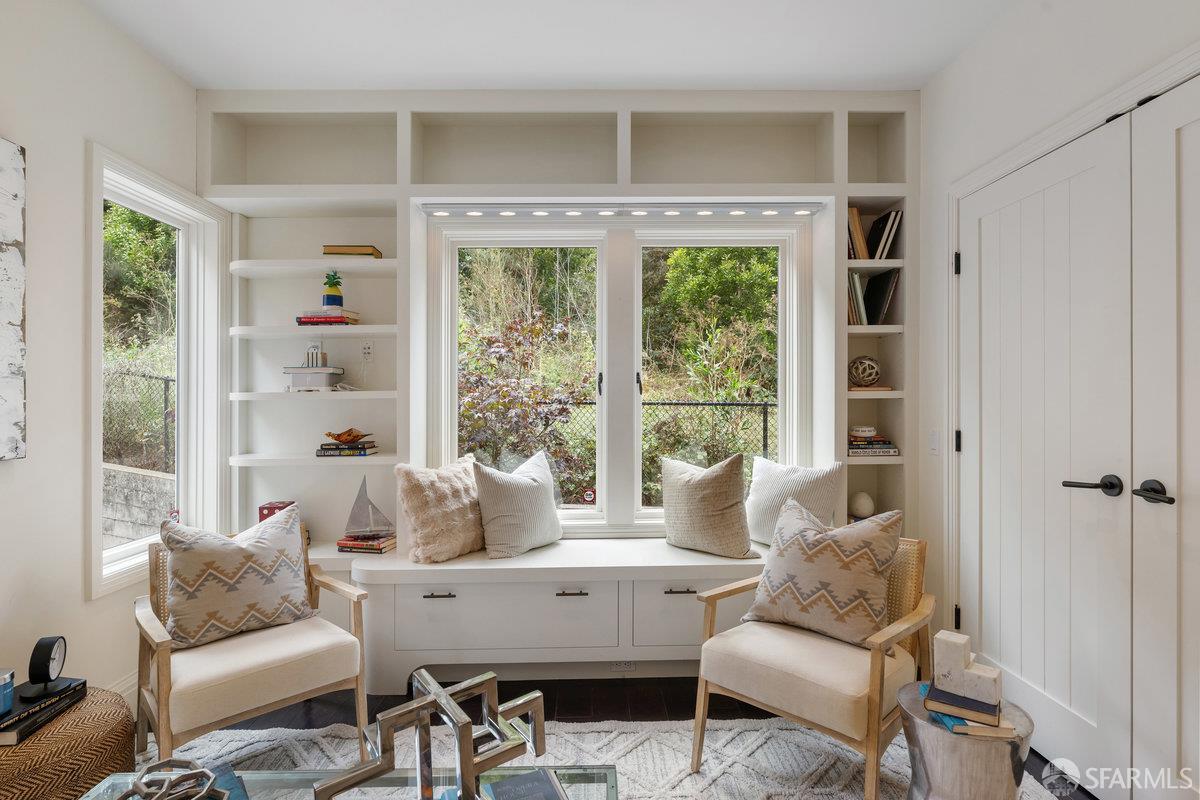 Detail Gallery Image 65 of 90 For 2635 Lyon St, San Francisco,  CA 94123 - 7 Beds | 4/1 Baths