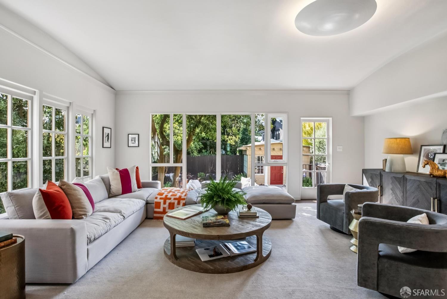 Detail Gallery Image 8 of 17 For 21 5th Ave, San Francisco,  CA 94118 - 4 Beds | 2/1 Baths