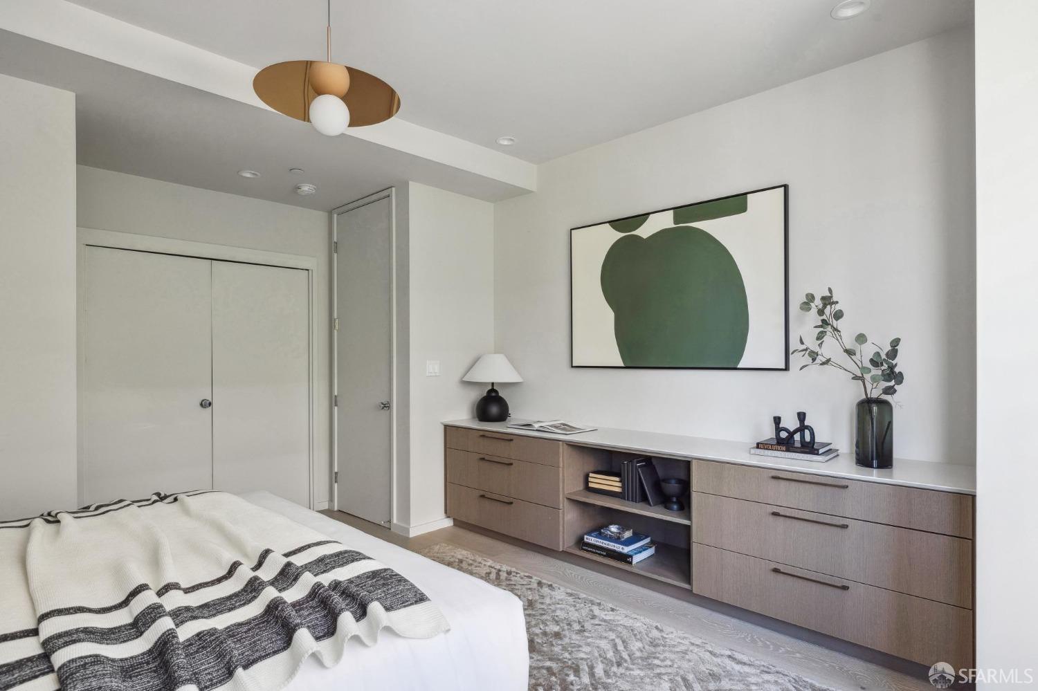 Detail Gallery Image 23 of 60 For 479 28th St, San Francisco,  CA 94131 - 7 Beds | 6/1 Baths