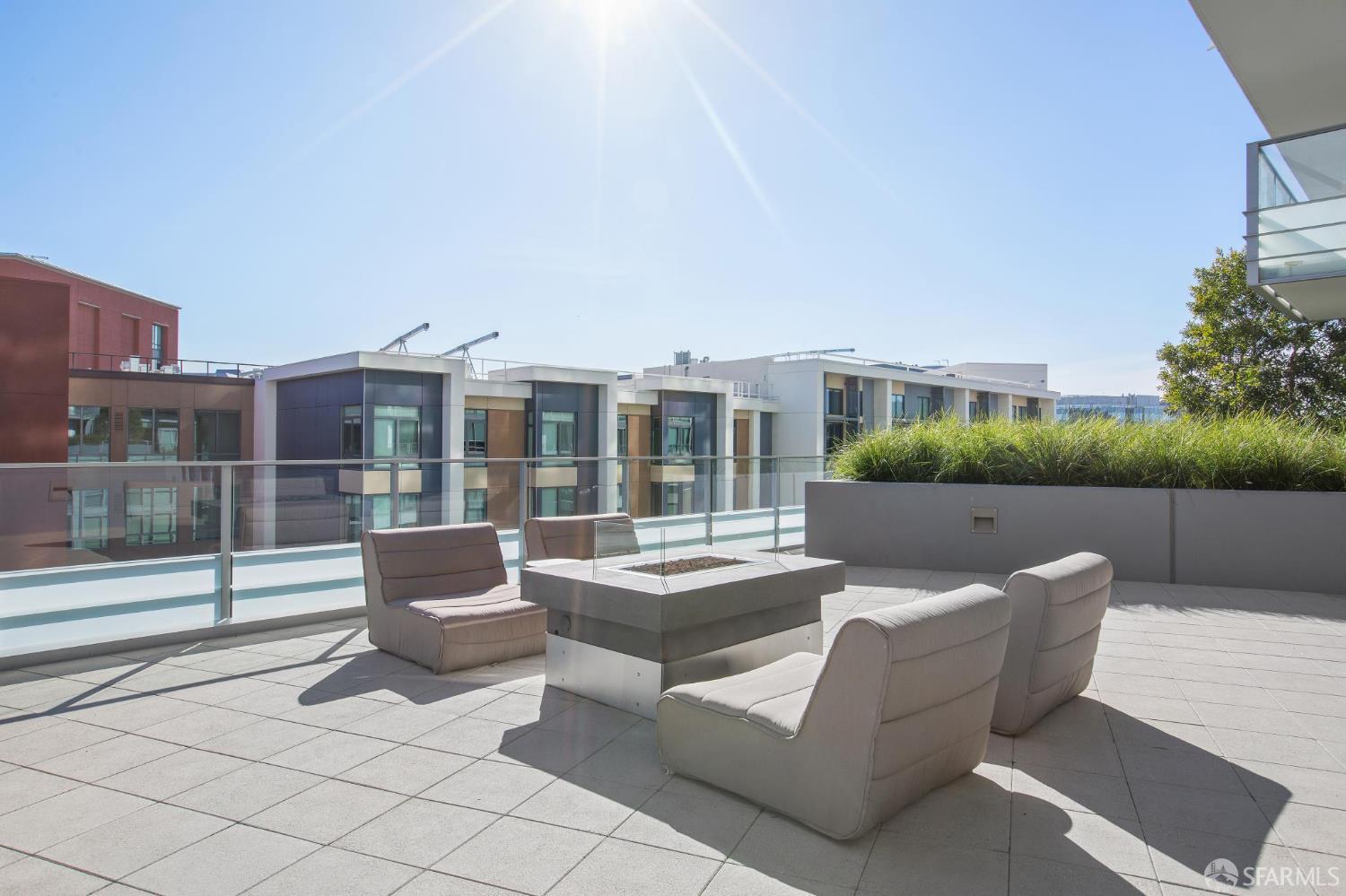 Detail Gallery Image 50 of 59 For 718 Long Bridge St 1002l,  San Francisco,  CA 94158 - 2 Beds | 2 Baths