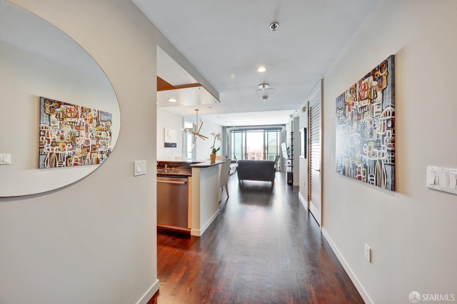 Detail Gallery Image 5 of 28 For 219 Brannan St 12j,  San Francisco,  CA 94107 - 2 Beds | 2 Baths