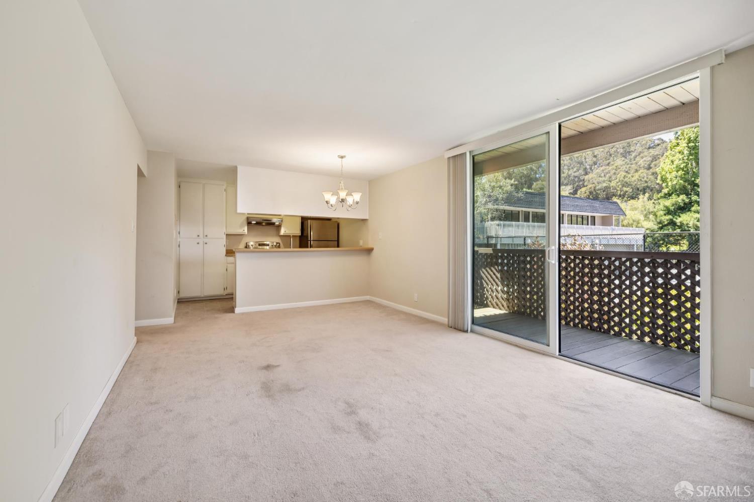 Detail Gallery Image 7 of 34 For 3256 Shelter Creek Ln, San Bruno,  CA 94066 - 1 Beds | 1 Baths