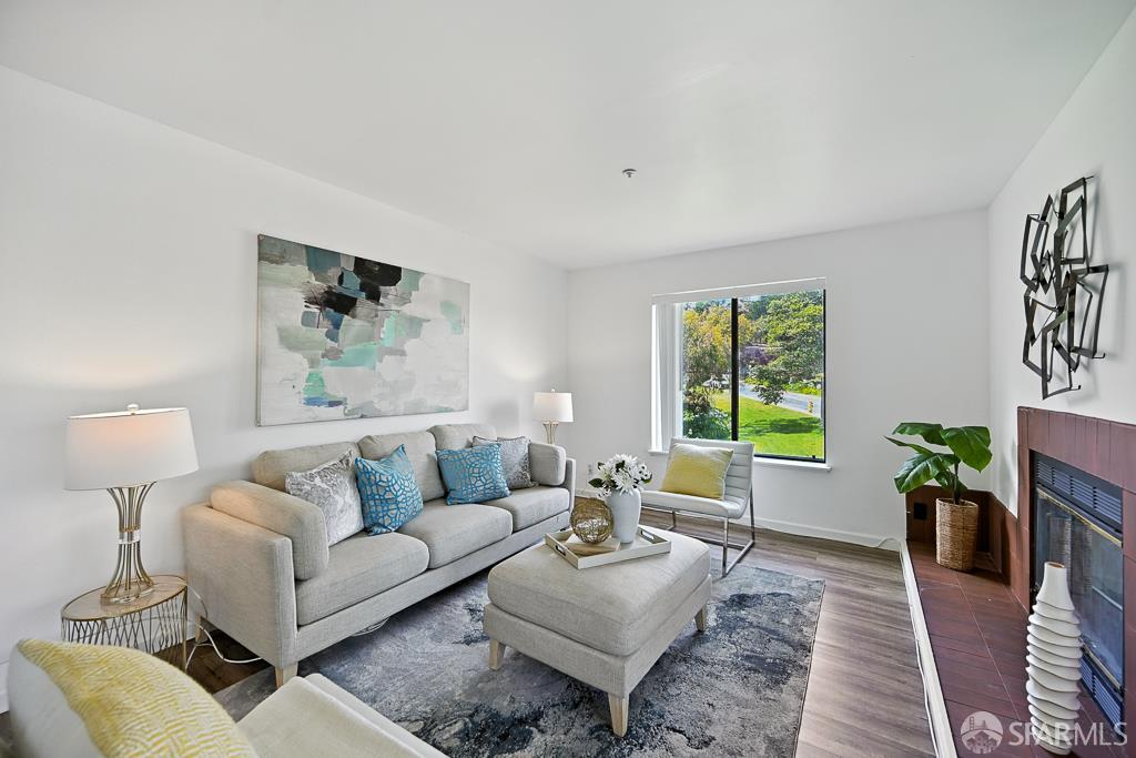 Detail Gallery Image 10 of 54 For 305 Oak Ct, Daly City,  CA 94014 - 3 Beds | 2 Baths